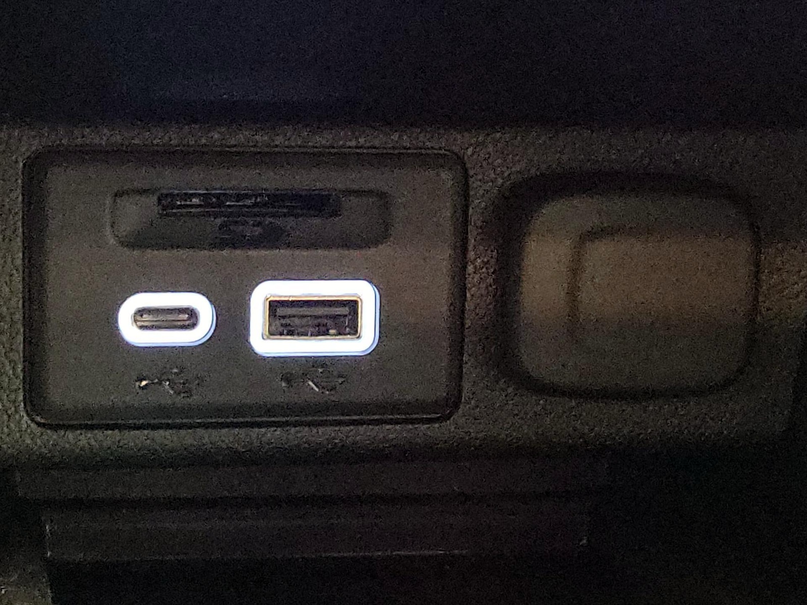 2022 Chevrolet Bolt EV 2LT - Photo 19
