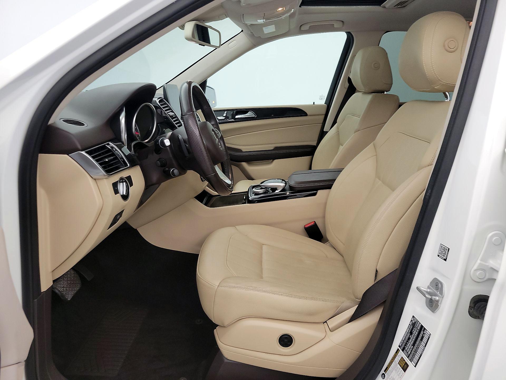 Thumbnail: 2016 Mercedes-Benz GLE - 11