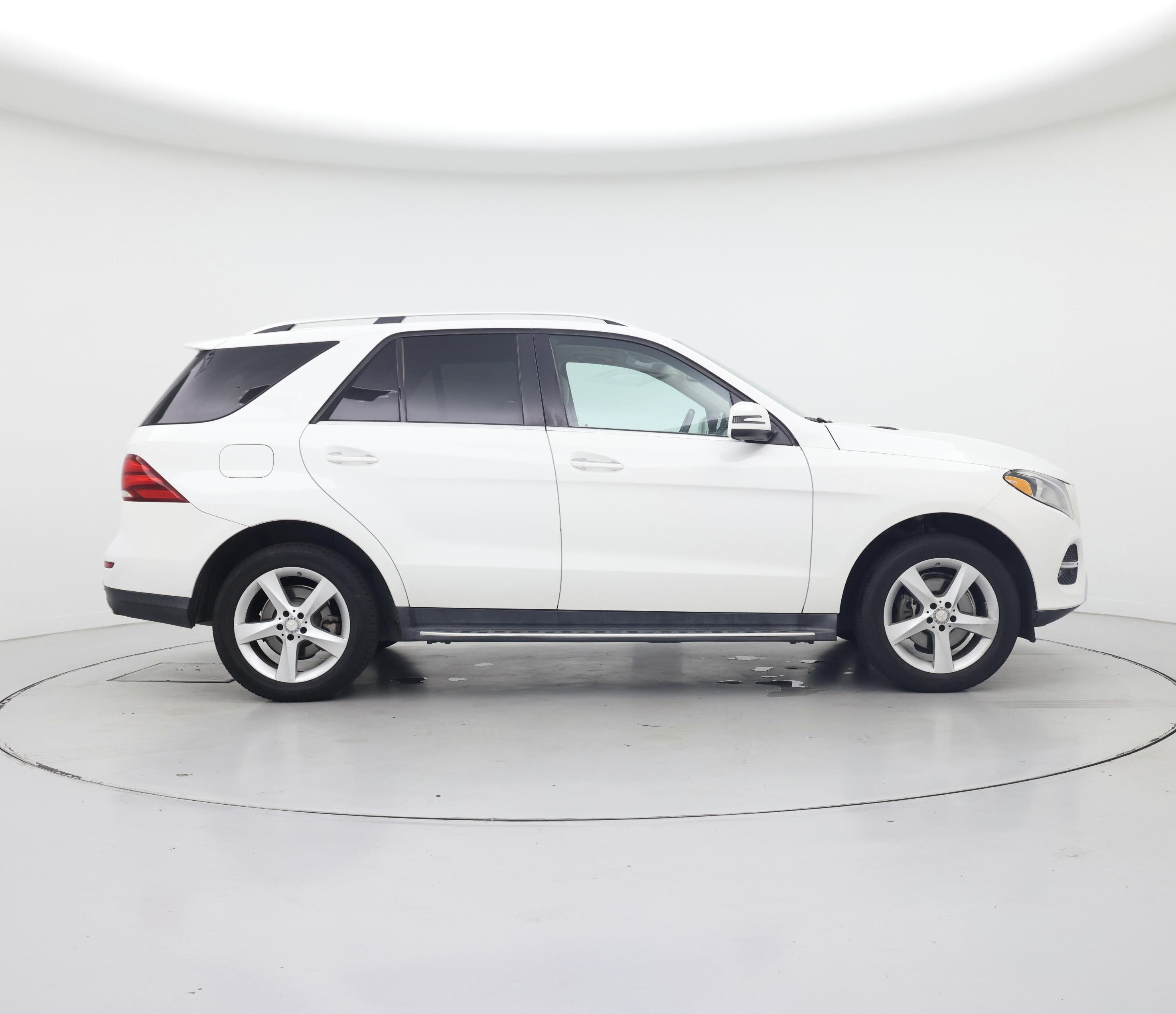 Thumbnail: 2016 Mercedes-Benz GLE - 7