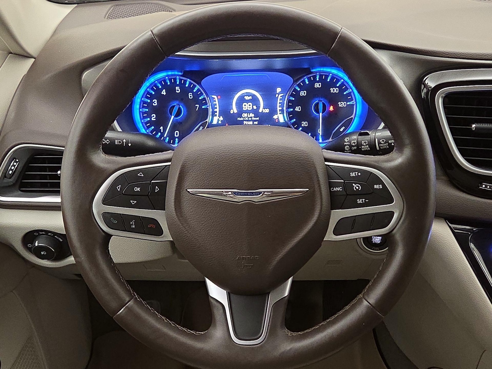 2017 Chrysler Pacifica Touring-L Plus - Photo 9