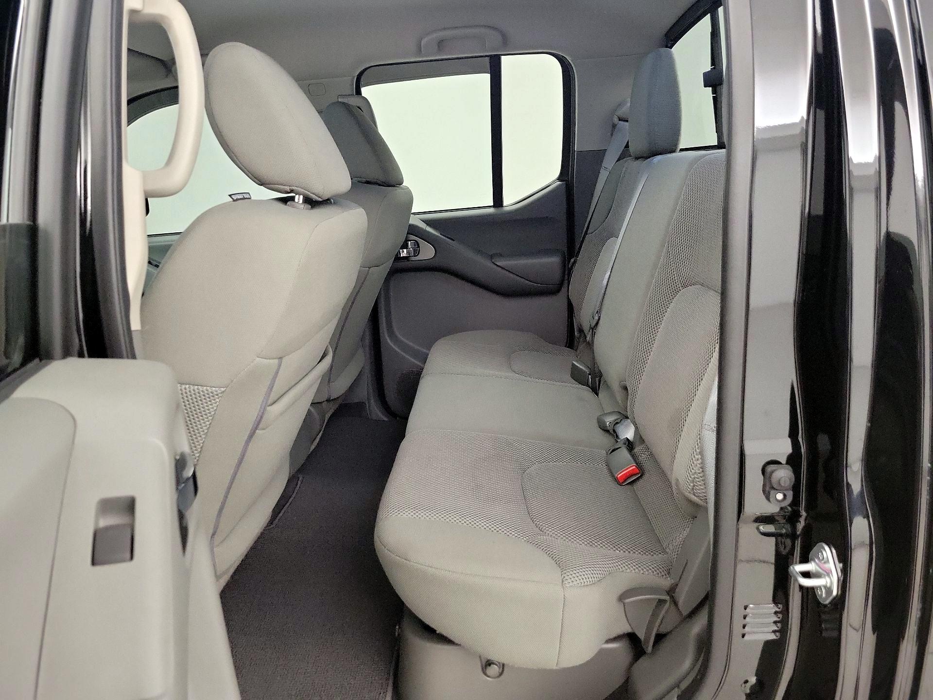 Thumbnail: 2021 Nissan Frontier - 19
