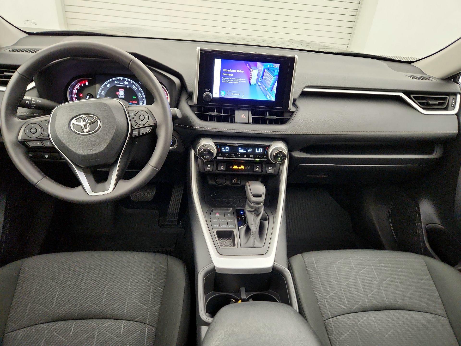 Thumbnail: 2025 Toyota RAV4 - 9