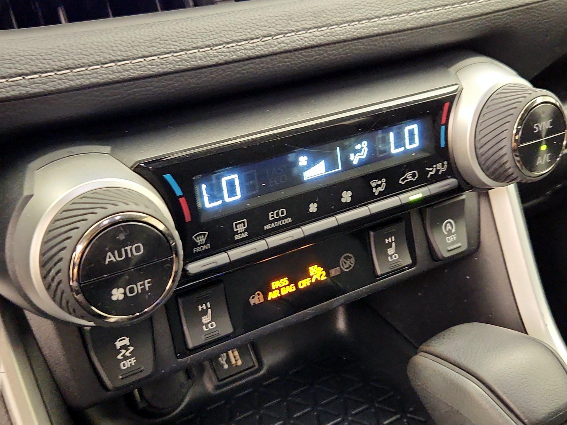 Thumbnail: 2025 Toyota RAV4 - 16