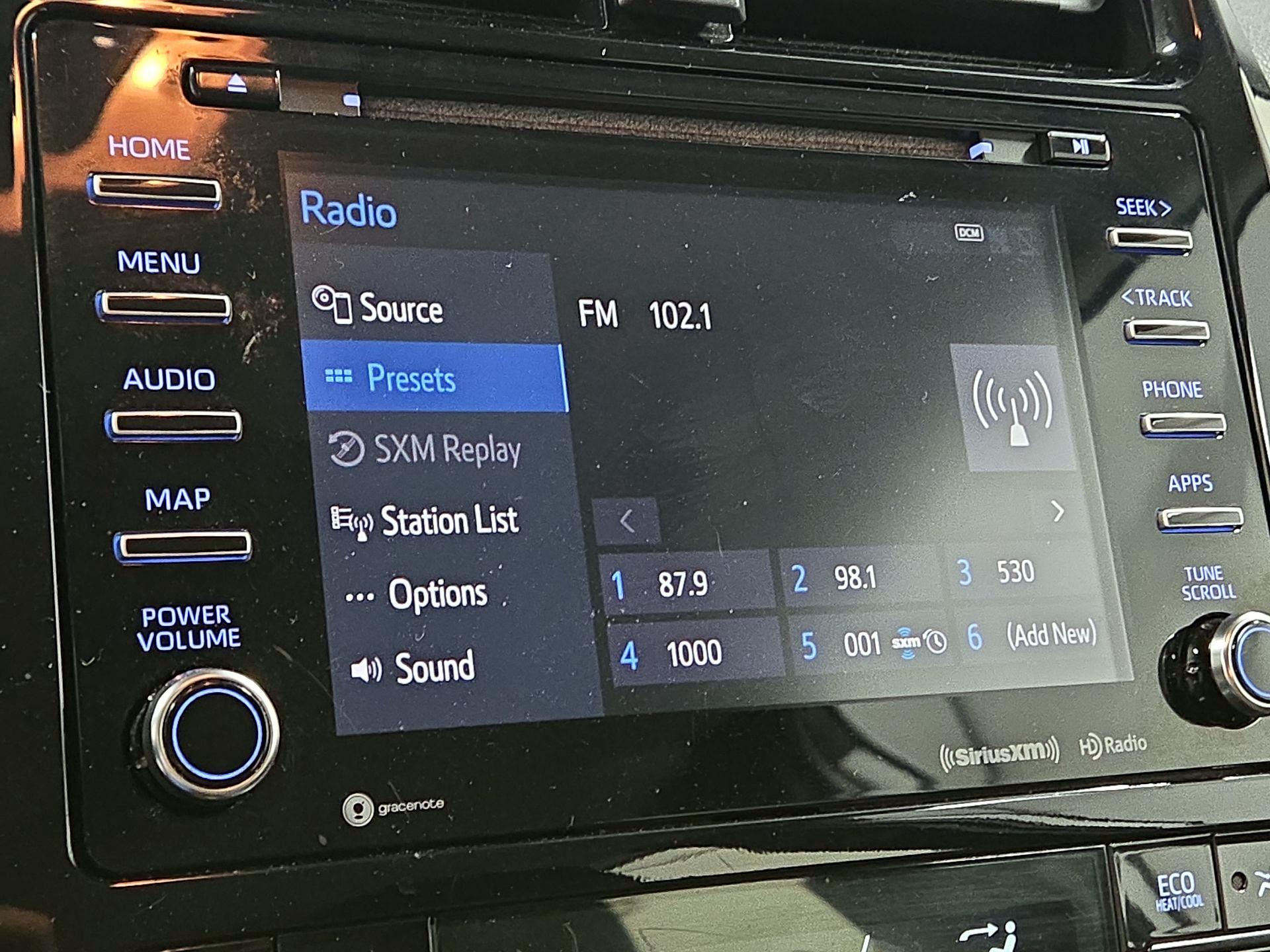 Thumbnail: 2020 Toyota Prius Prime - 15