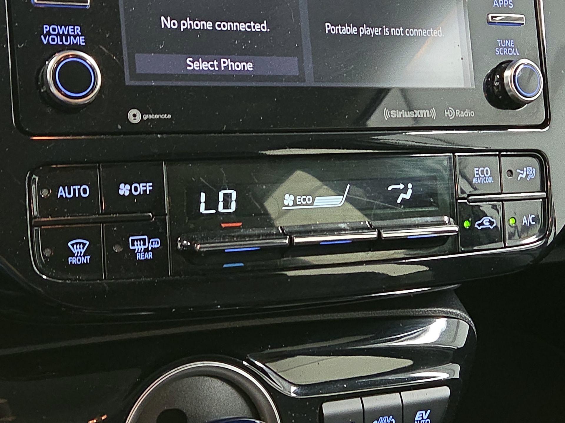 Thumbnail: 2020 Toyota Prius Prime - 16