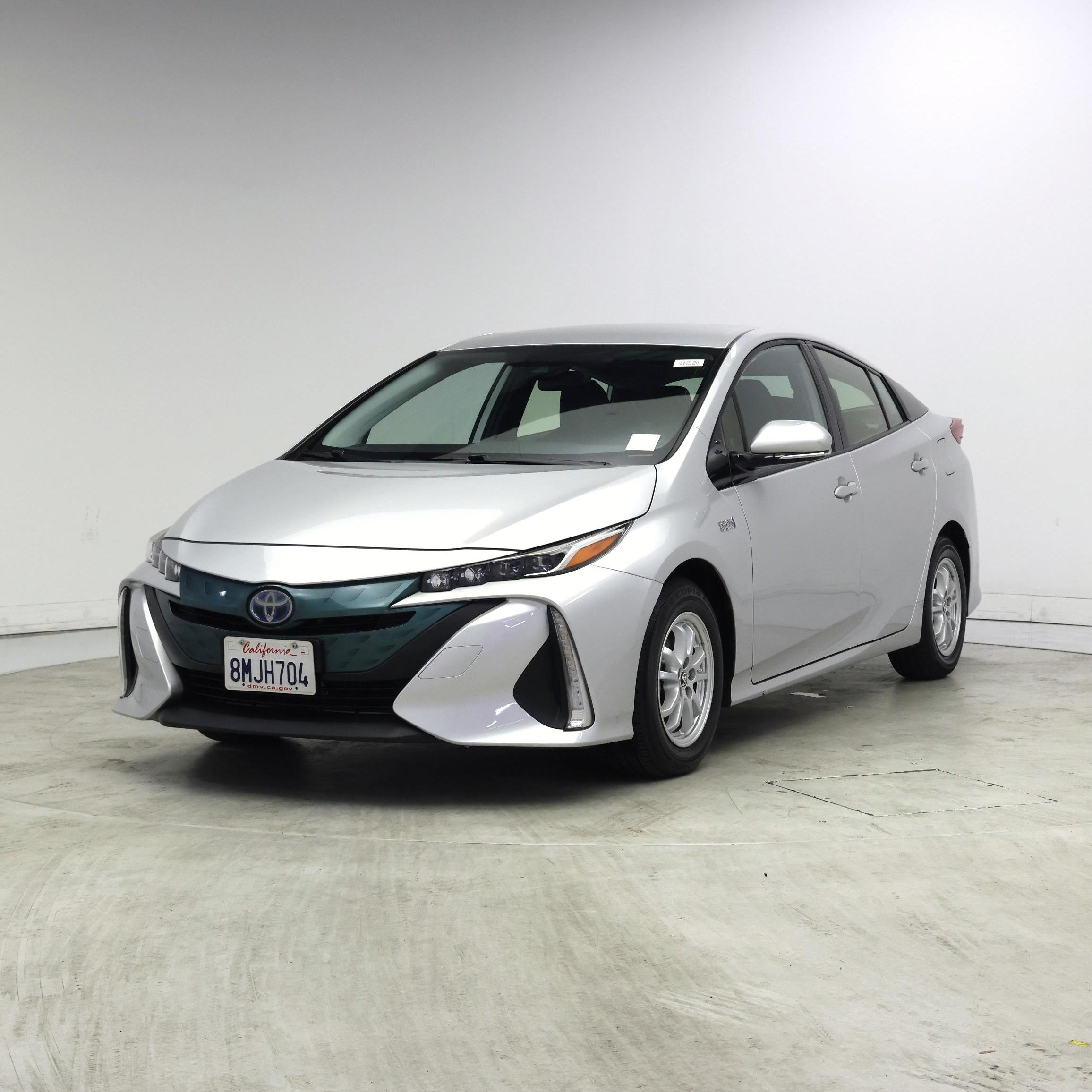 Thumbnail: 2020 Toyota Prius Prime - 4