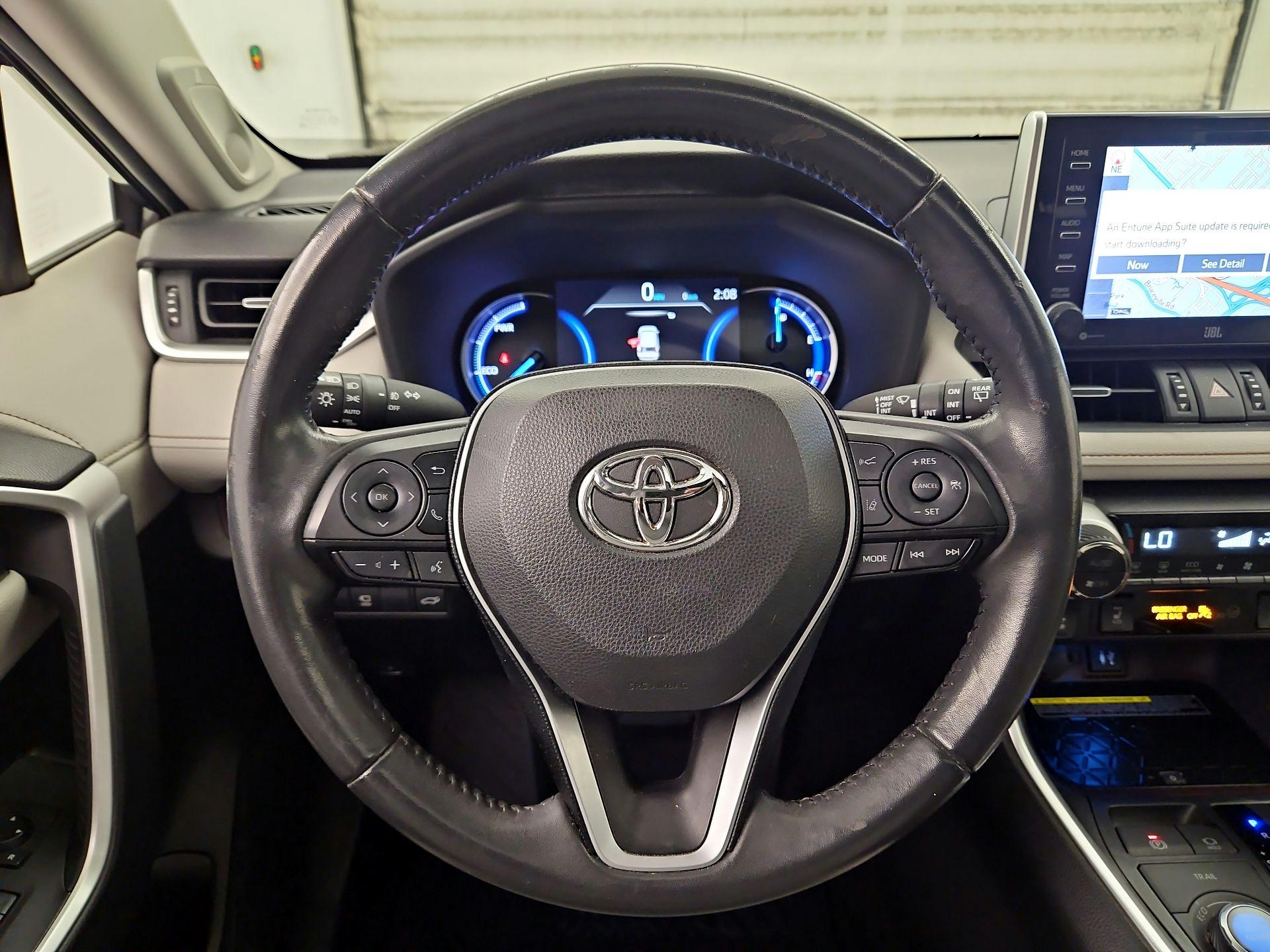 Thumbnail: 2019 Toyota RAV4 - 10