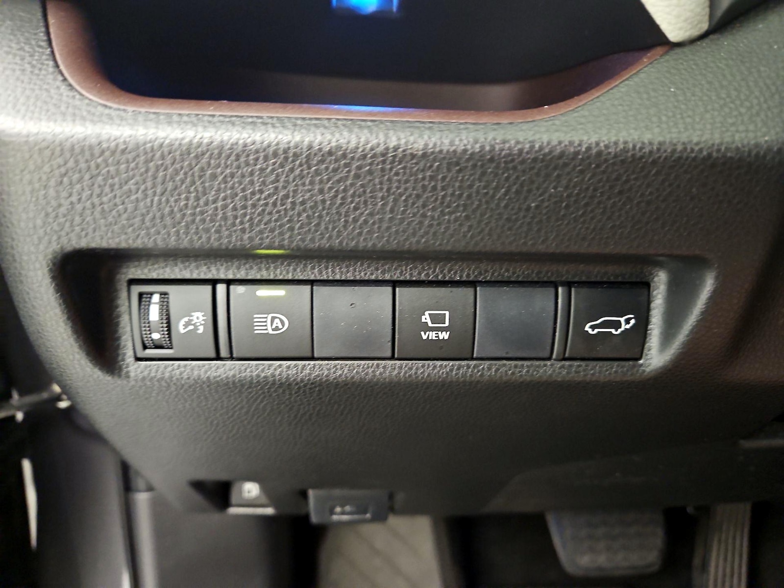 2019 Toyota RAV4 Limited - Photo 14
