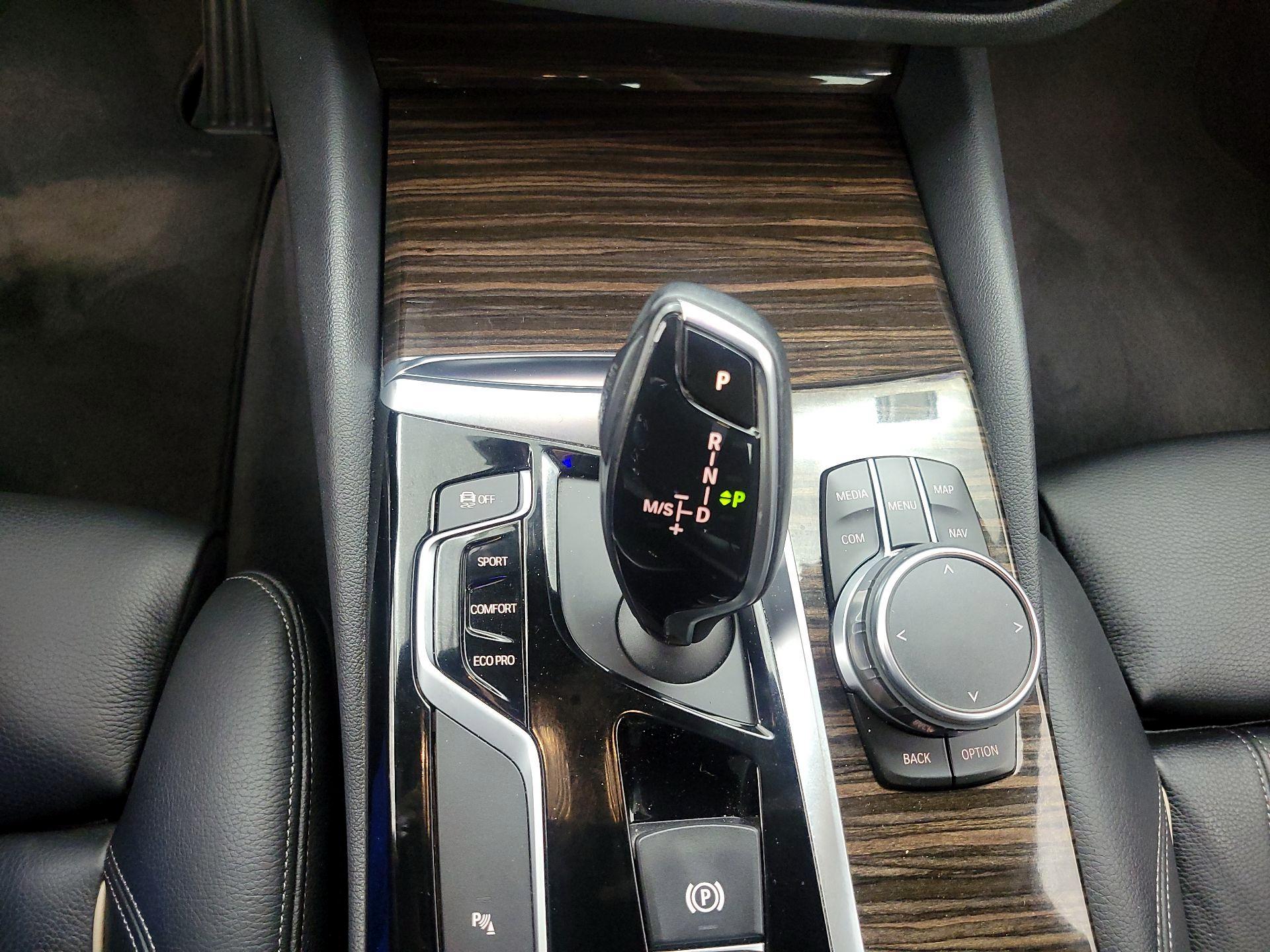 Thumbnail: 2018 BMW 5 Series - 18