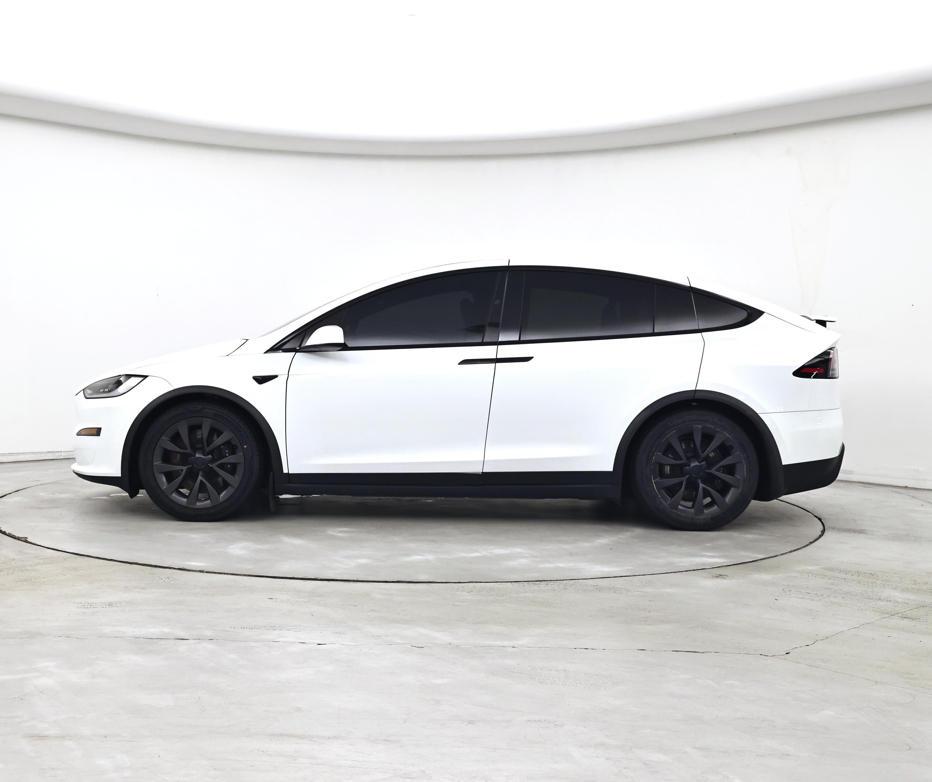 Thumbnail: 2023 Tesla Model X - 3
