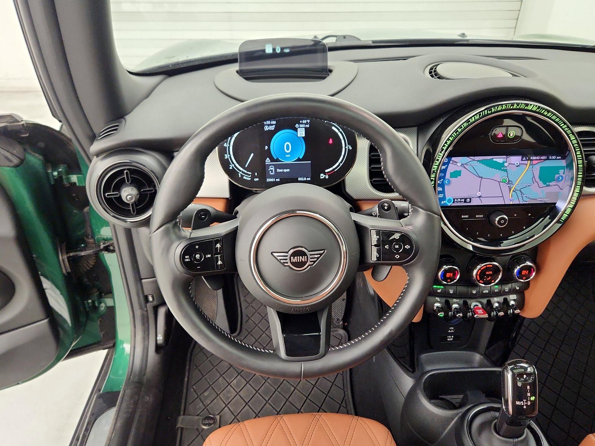 Thumbnail: 2022 MINI Cooper Hardtop - 10
