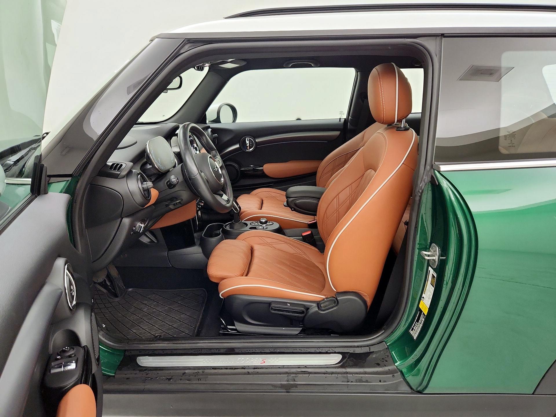 Thumbnail: 2022 MINI Cooper Hardtop - 11