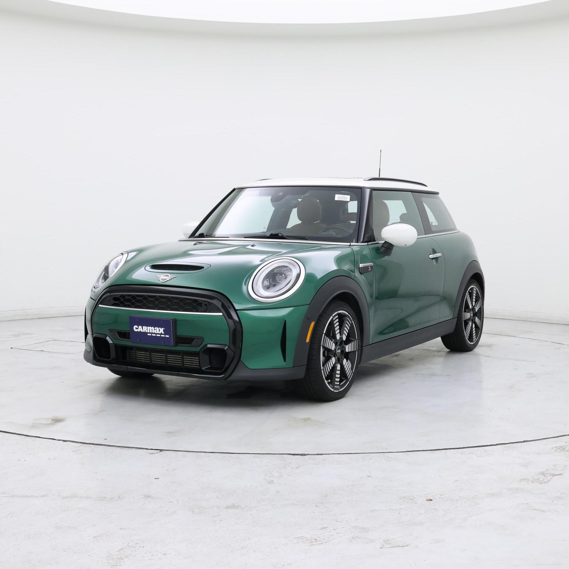 Thumbnail: 2022 MINI Cooper Hardtop - 4