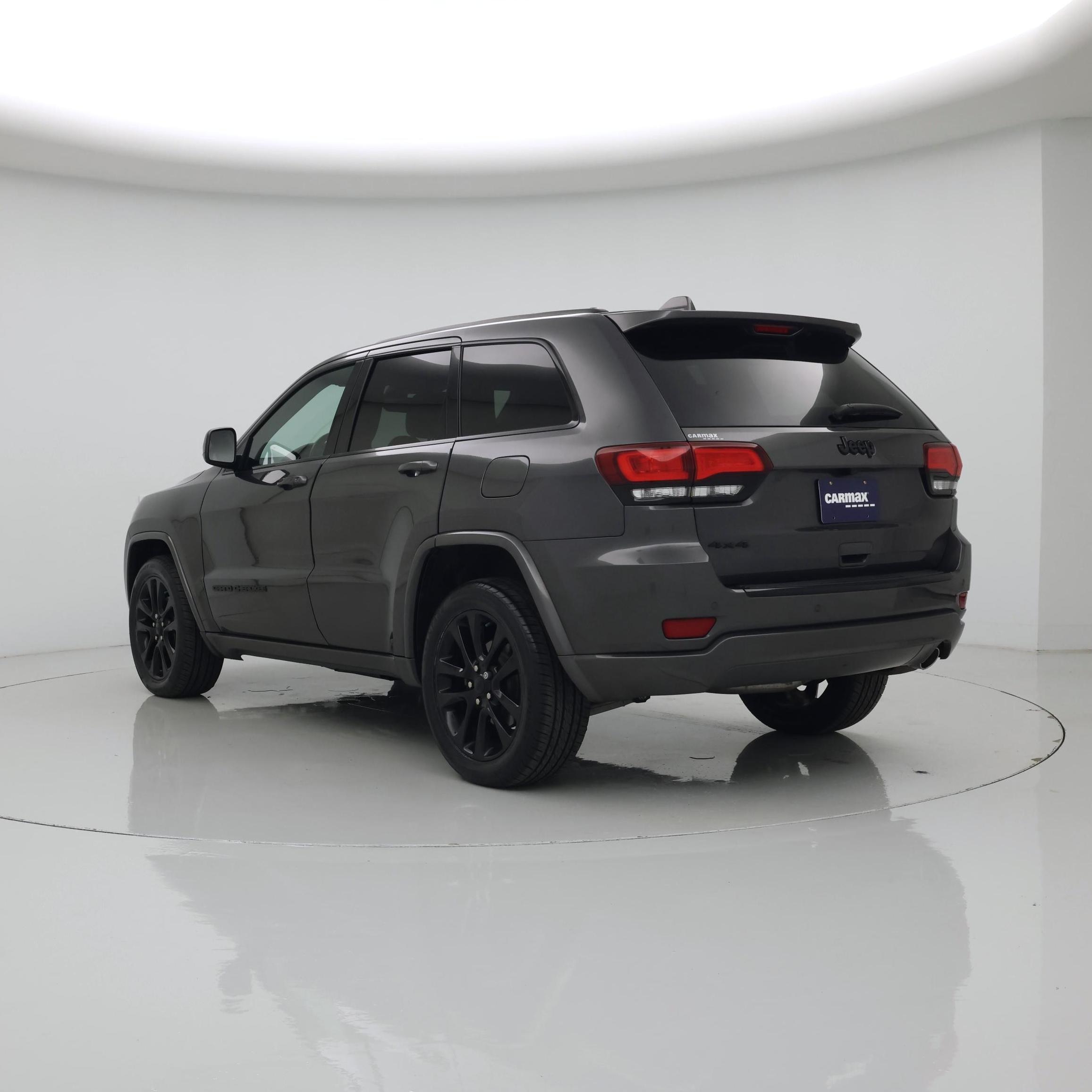 Thumbnail: 2018 Jeep Grand Cherokee - 2