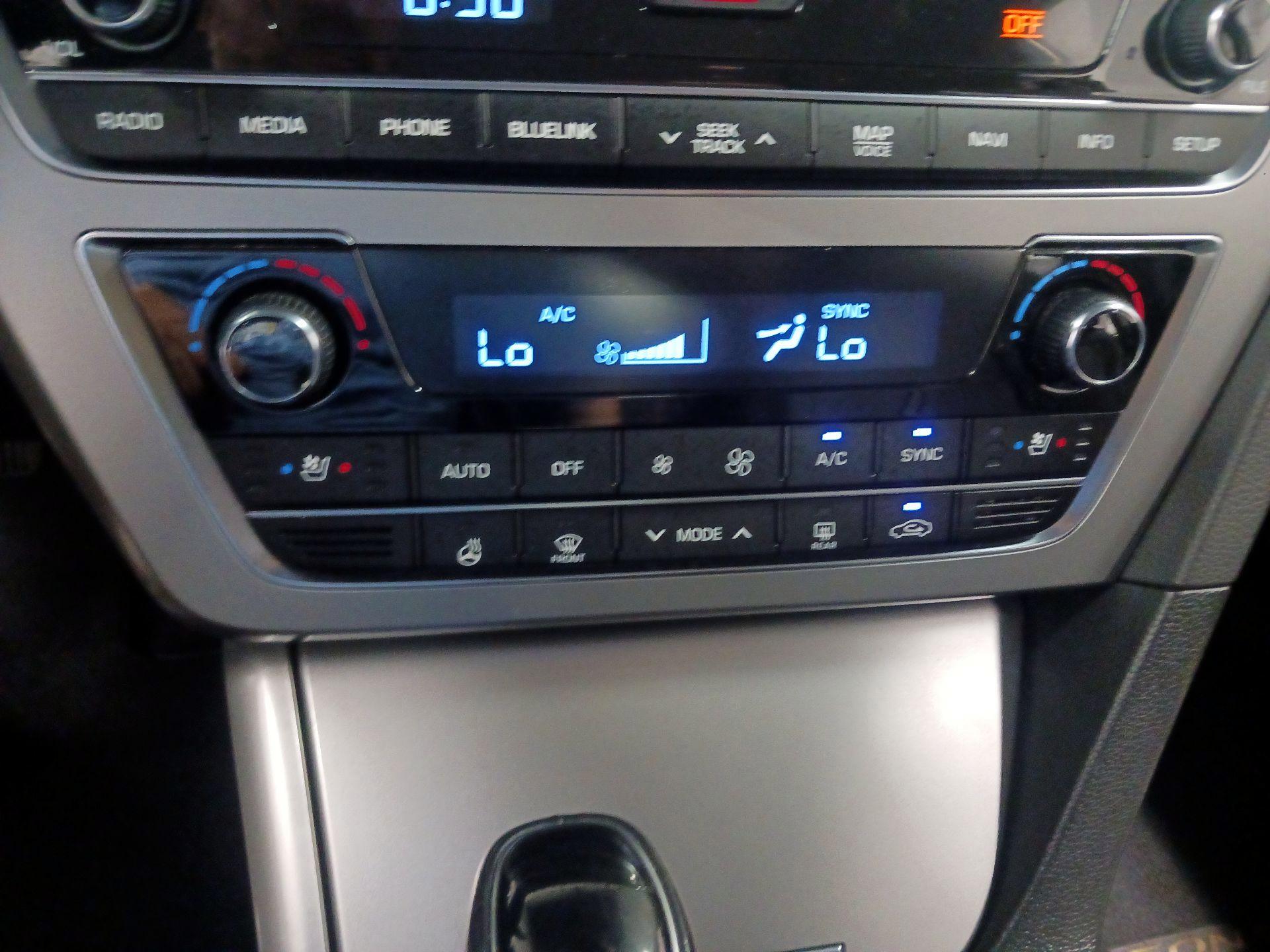 Thumbnail: 2015 Hyundai Sonata - 14