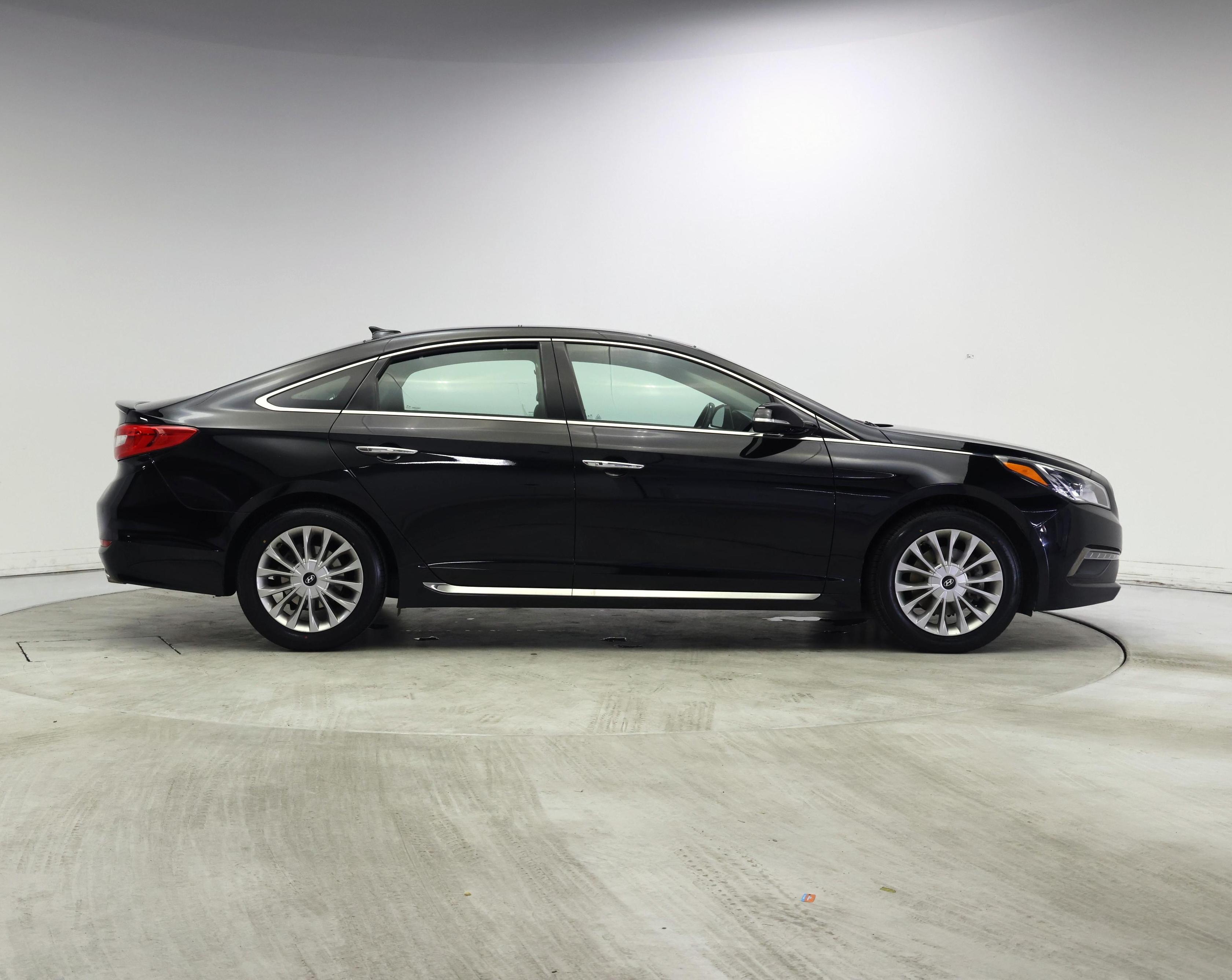 Thumbnail: 2015 Hyundai Sonata - 7