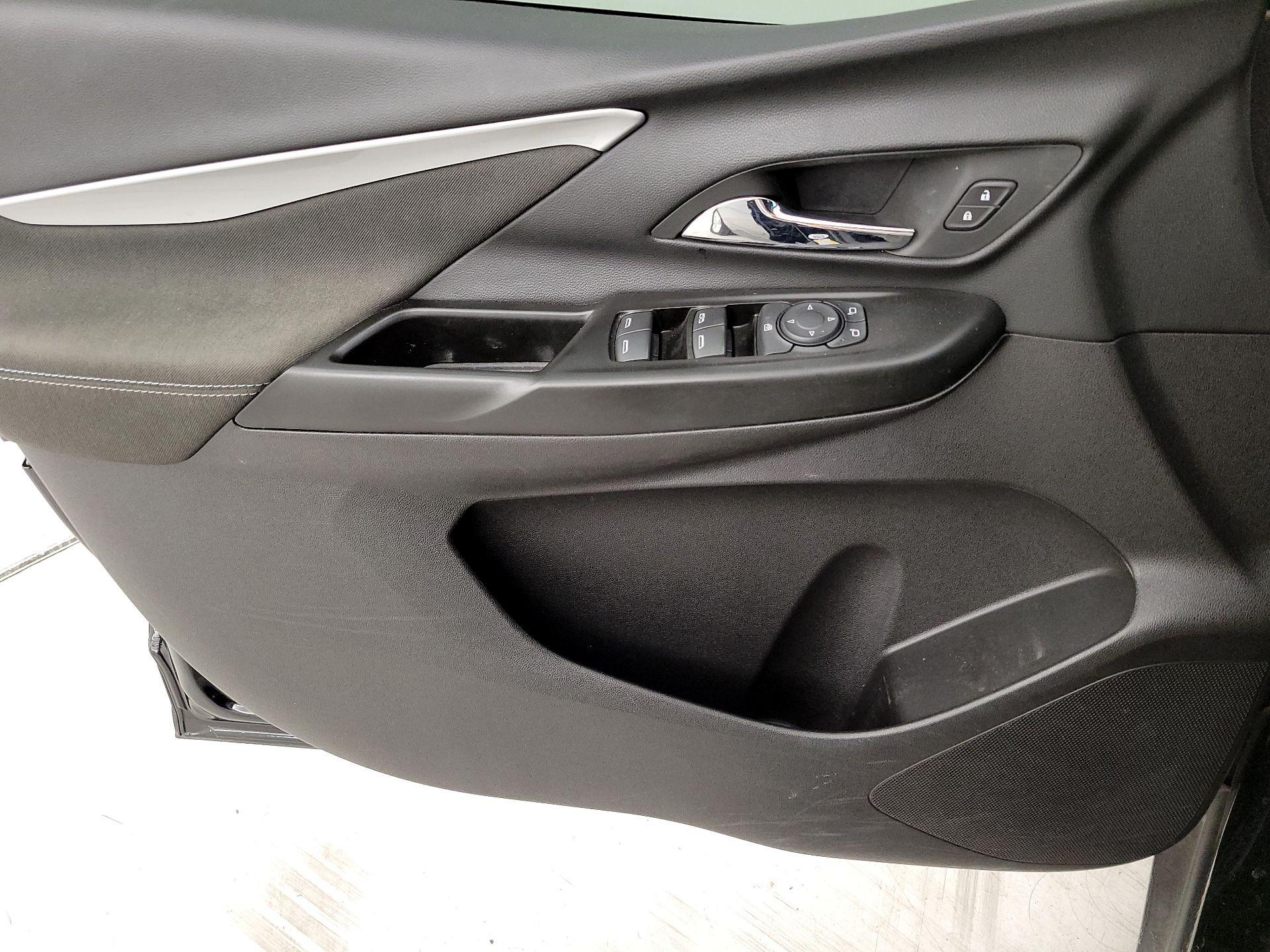 Thumbnail: 2023 Chevrolet Bolt EV - 12