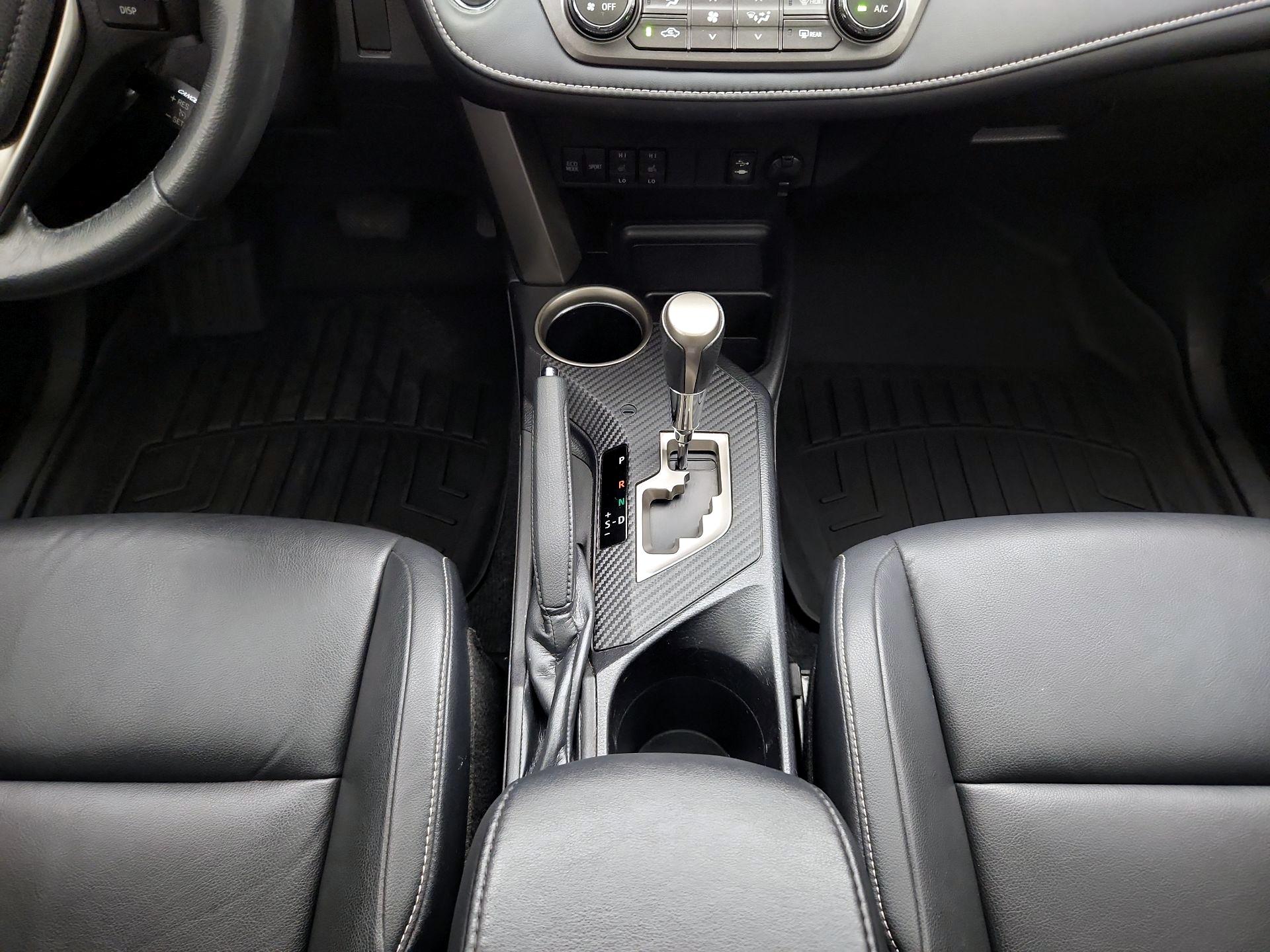 Thumbnail: 2014 Toyota RAV4 - 17