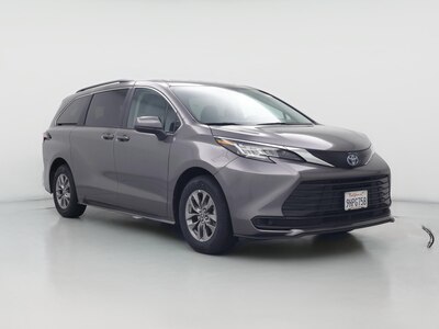 2023 Toyota Sienna Hybrid LE