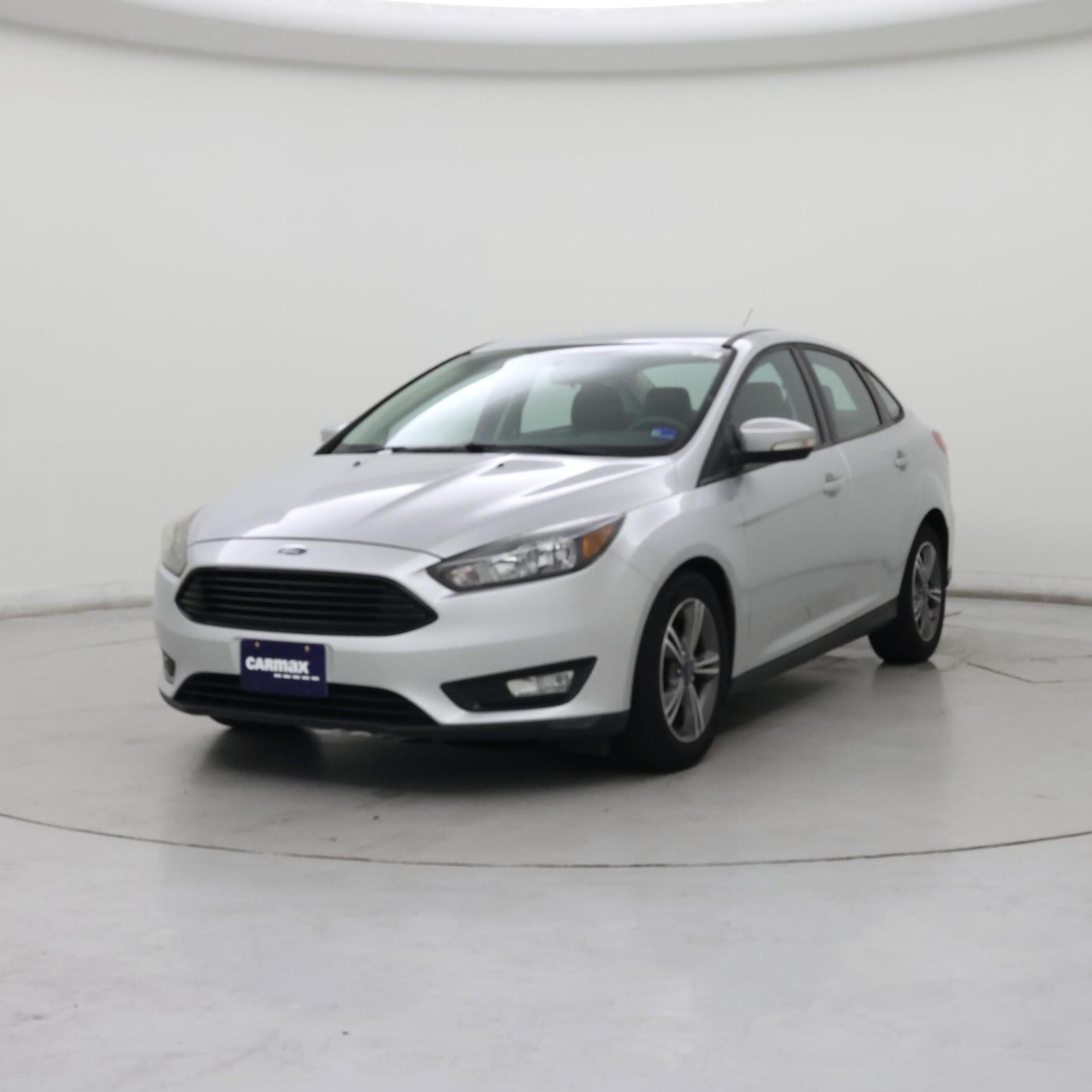 Thumbnail: 2017 Ford Focus - 4