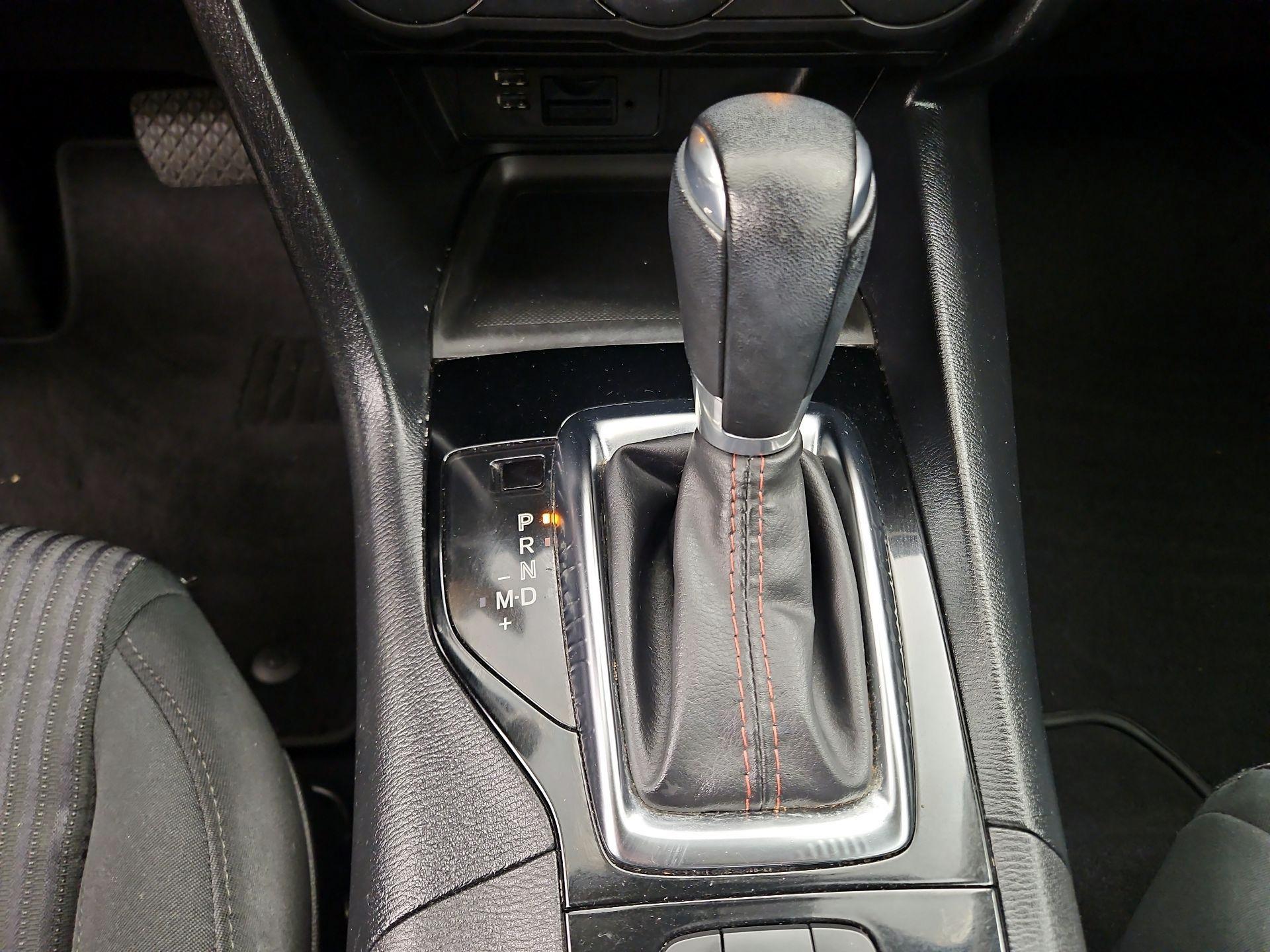 Thumbnail: 2015 Mazda Mazda3 - 15