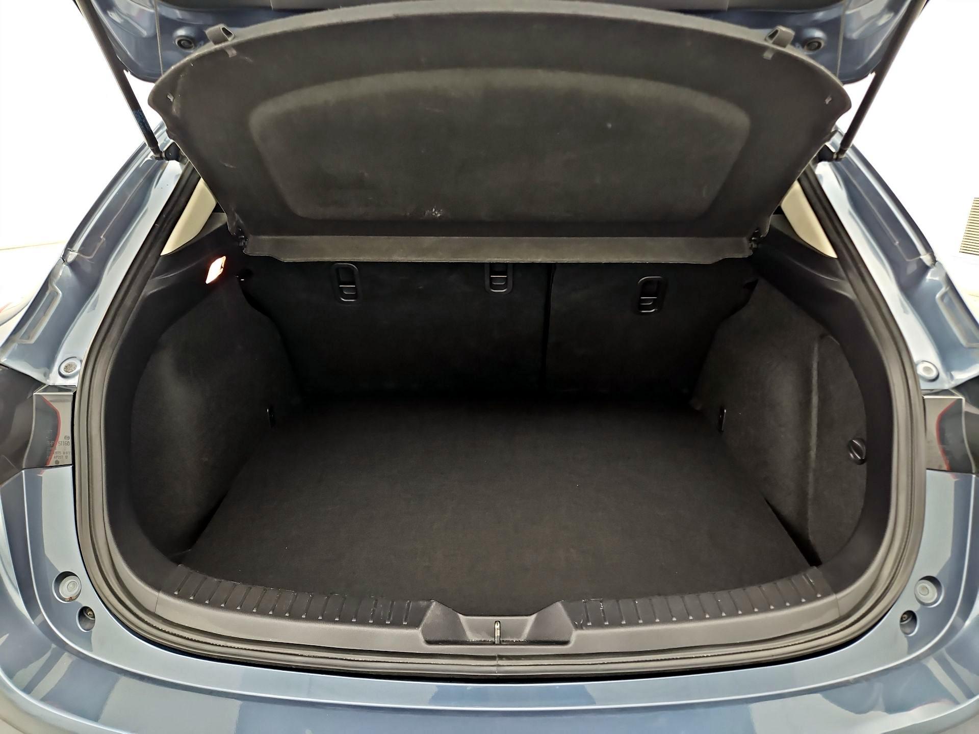 Thumbnail: 2015 Mazda Mazda3 - 16