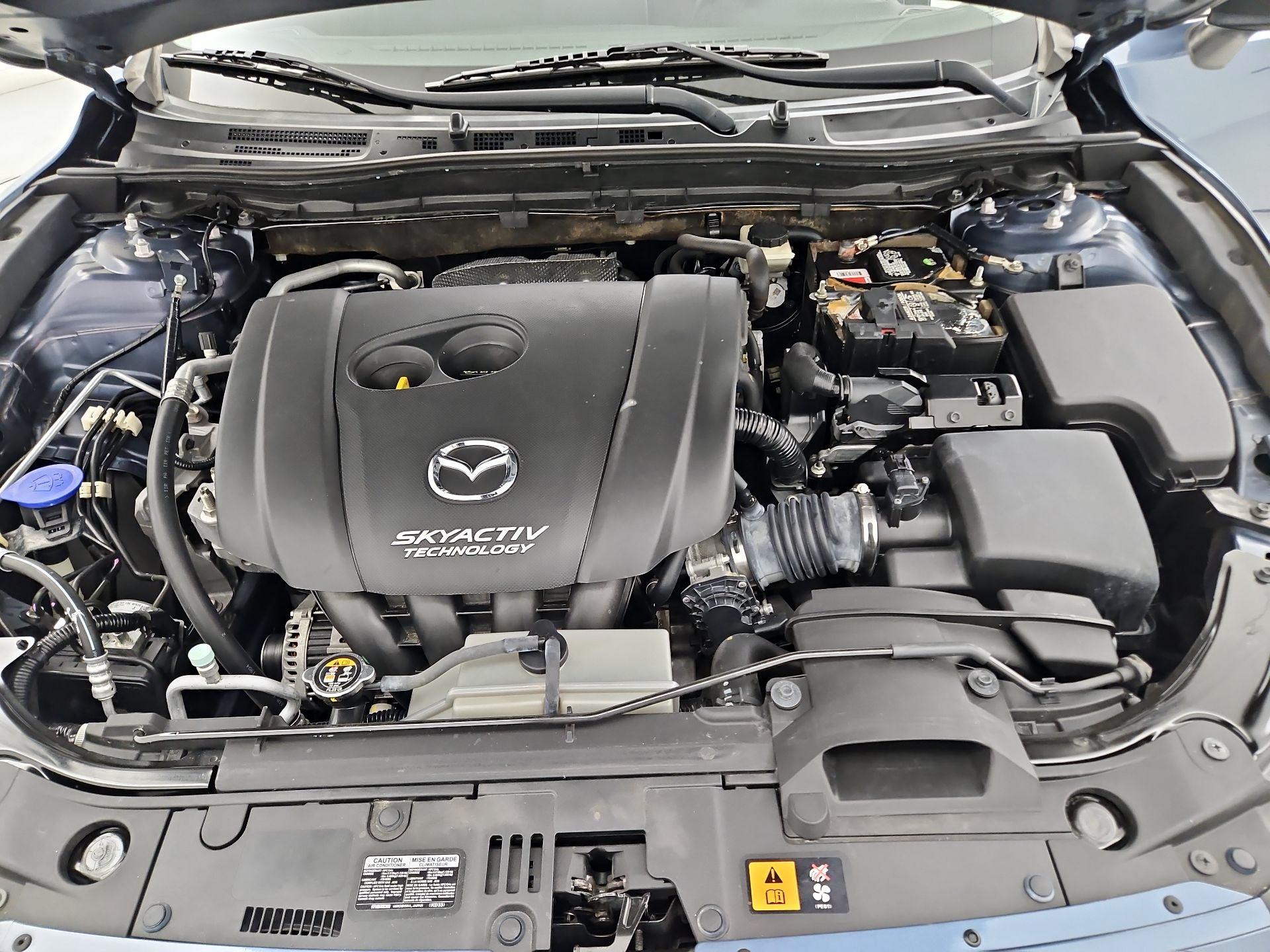 Thumbnail: 2015 Mazda Mazda3 - 17