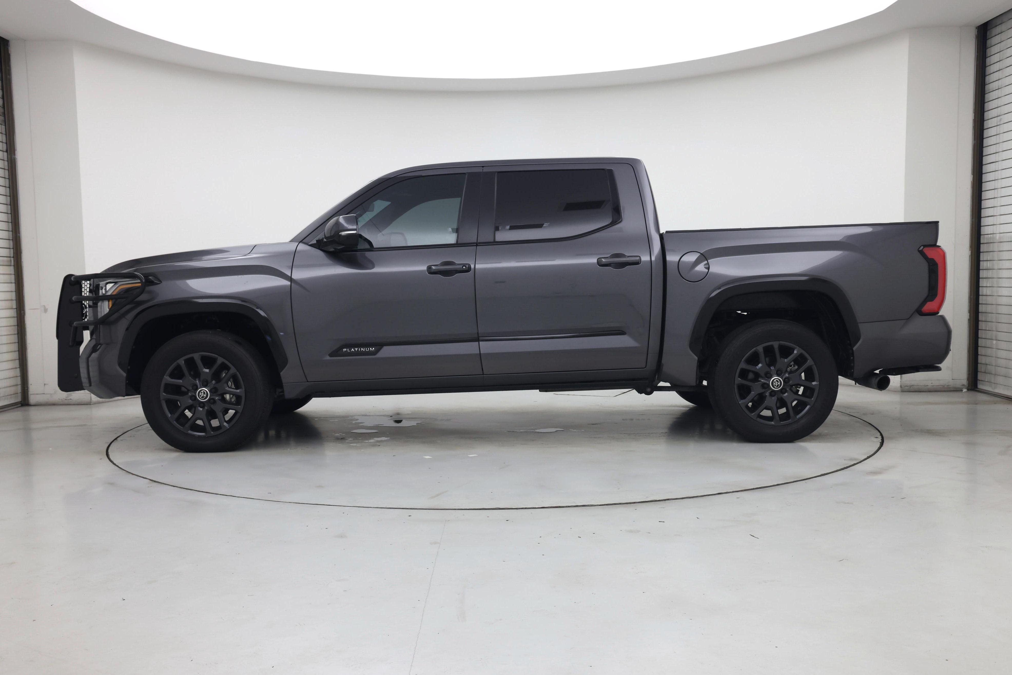 Thumbnail: 2024 Toyota Tundra - 3