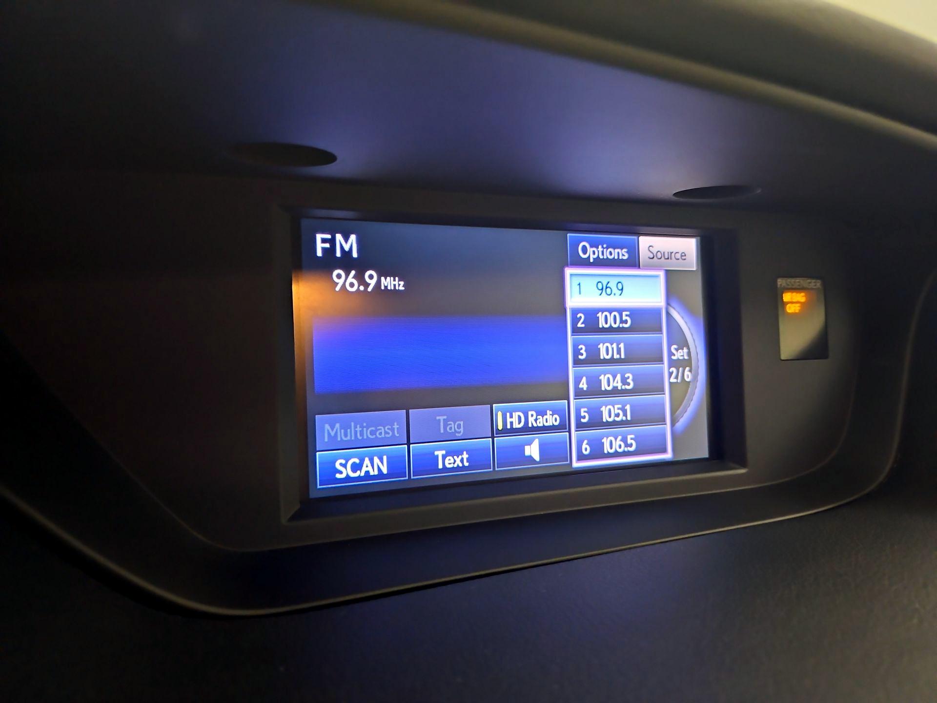 Thumbnail: 2014 Lexus ES - 15