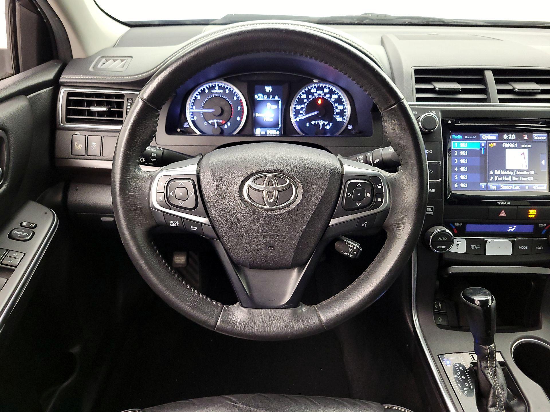 Thumbnail: 2017 Toyota Camry - 10