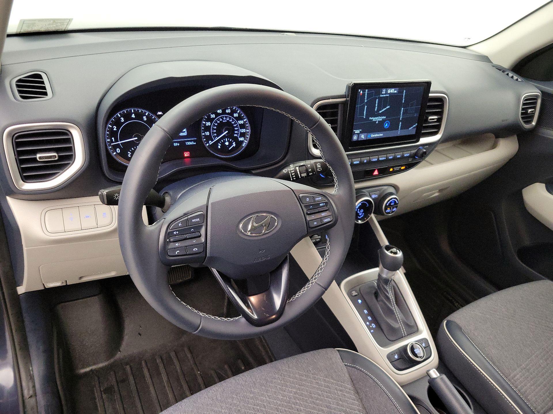 Thumbnail: 2021 Hyundai Venue - 9