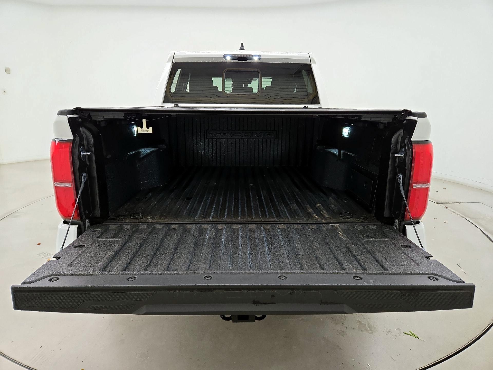 Thumbnail: 2024 Toyota Tacoma - 20