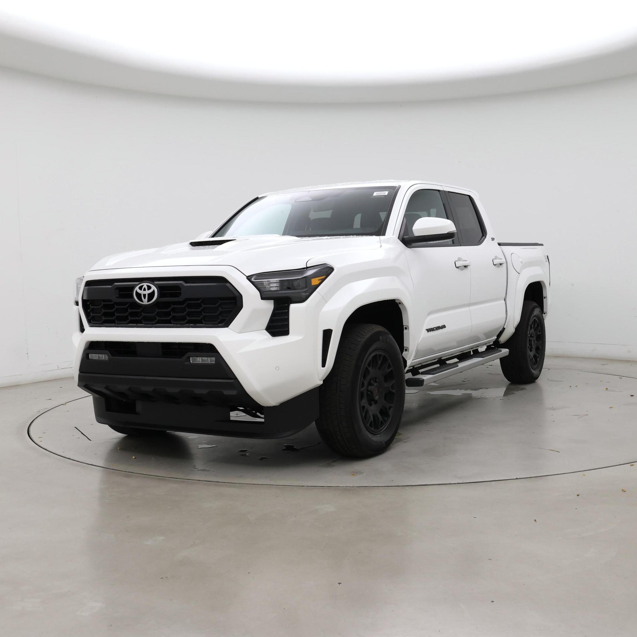 Thumbnail: 2024 Toyota Tacoma - 4