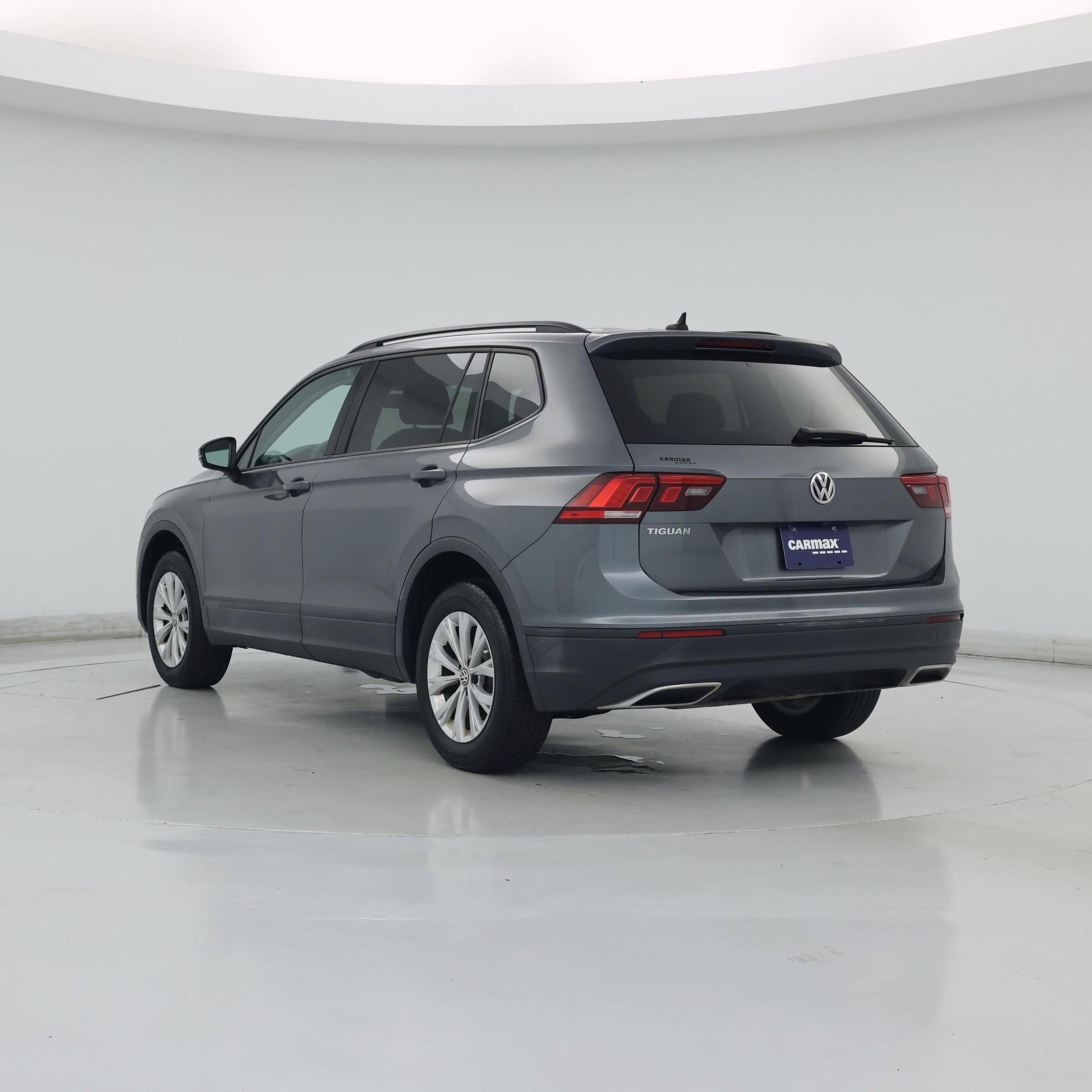 Thumbnail: 2020 Volkswagen Tiguan - 2