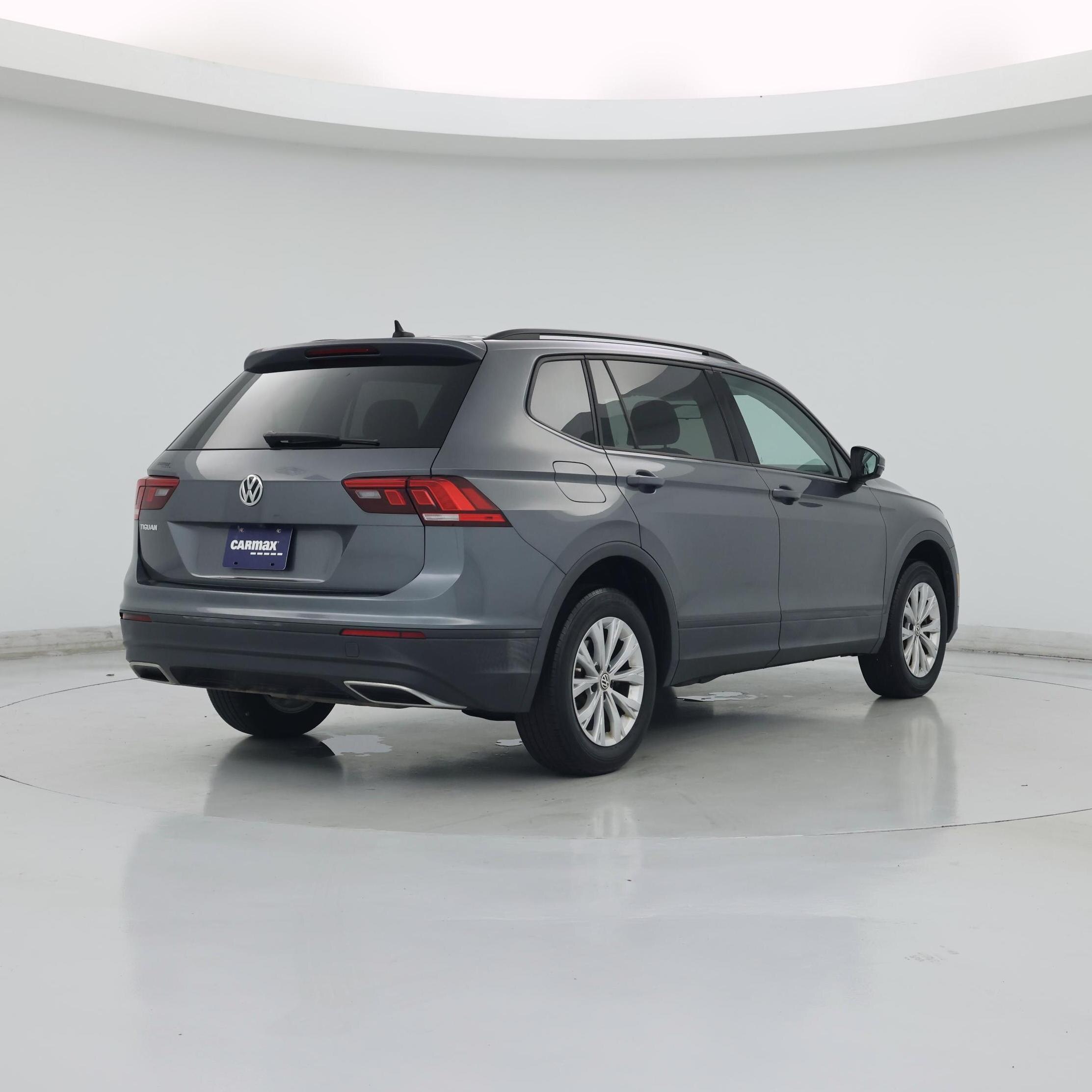 Thumbnail: 2020 Volkswagen Tiguan - 8