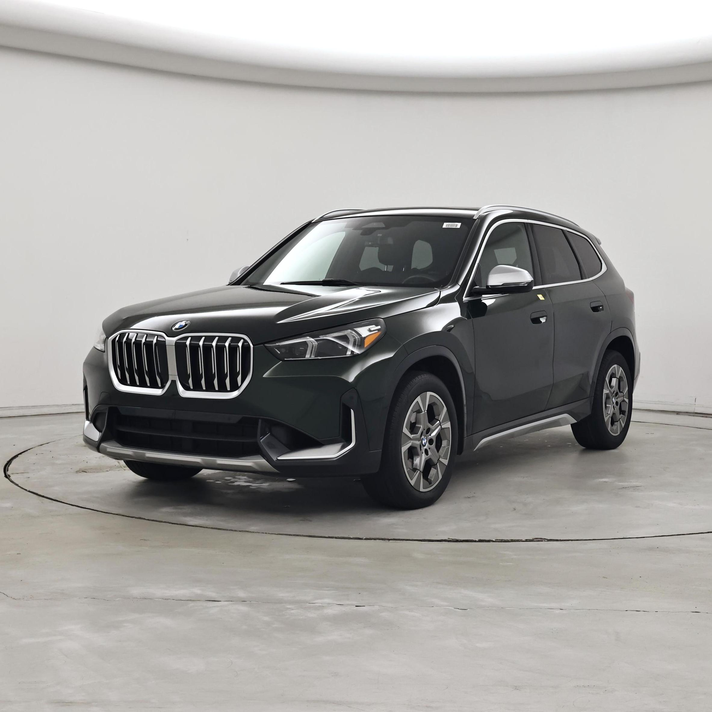 Thumbnail: 2023 BMW X1 - 4