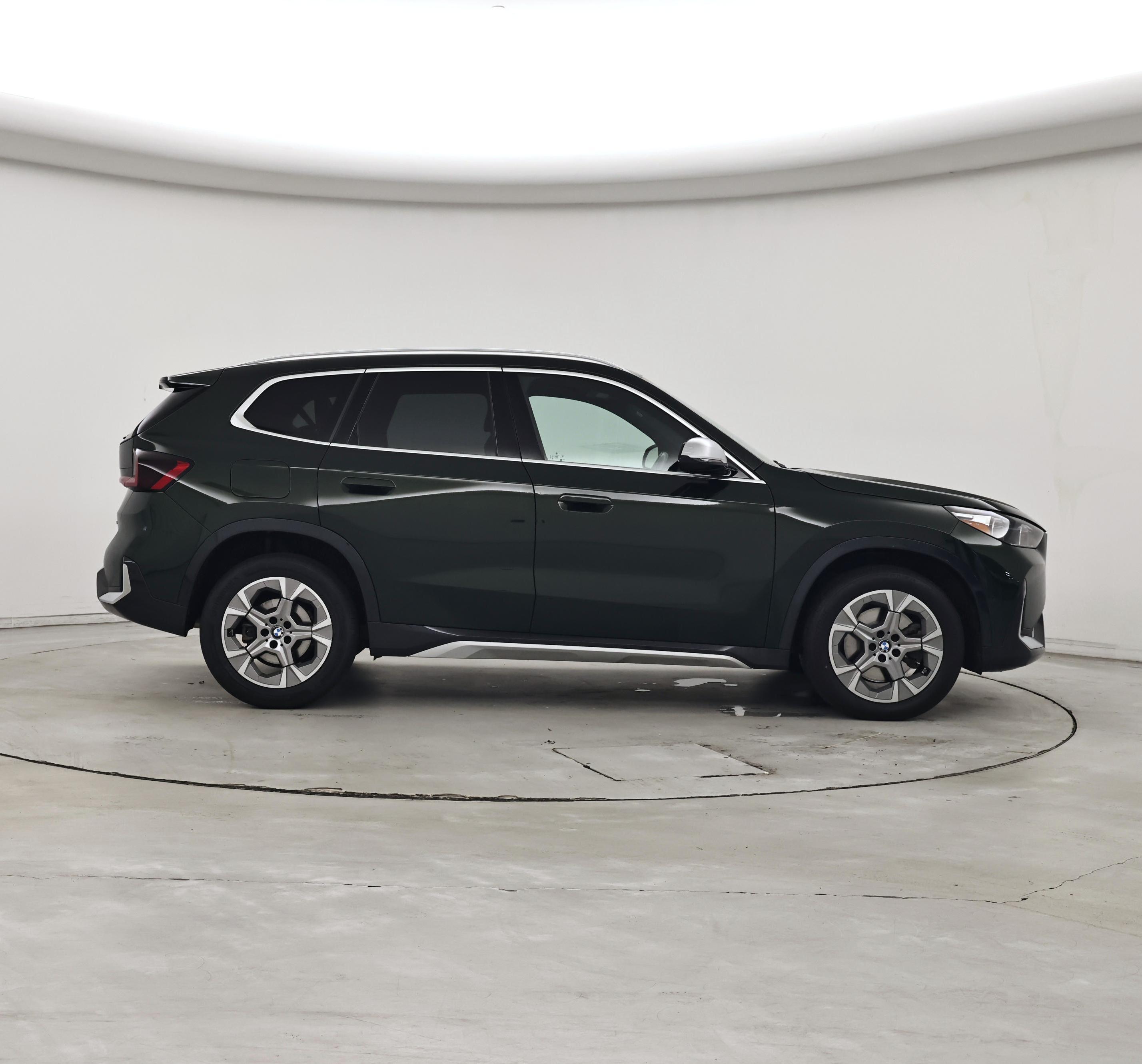 Thumbnail: 2023 BMW X1 - 7