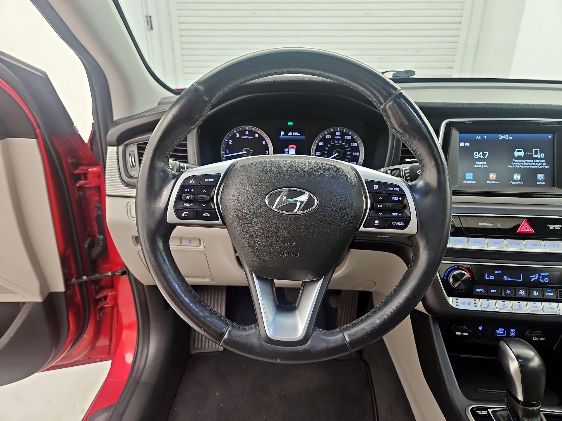 Thumbnail: 2019 Hyundai Sonata - 10