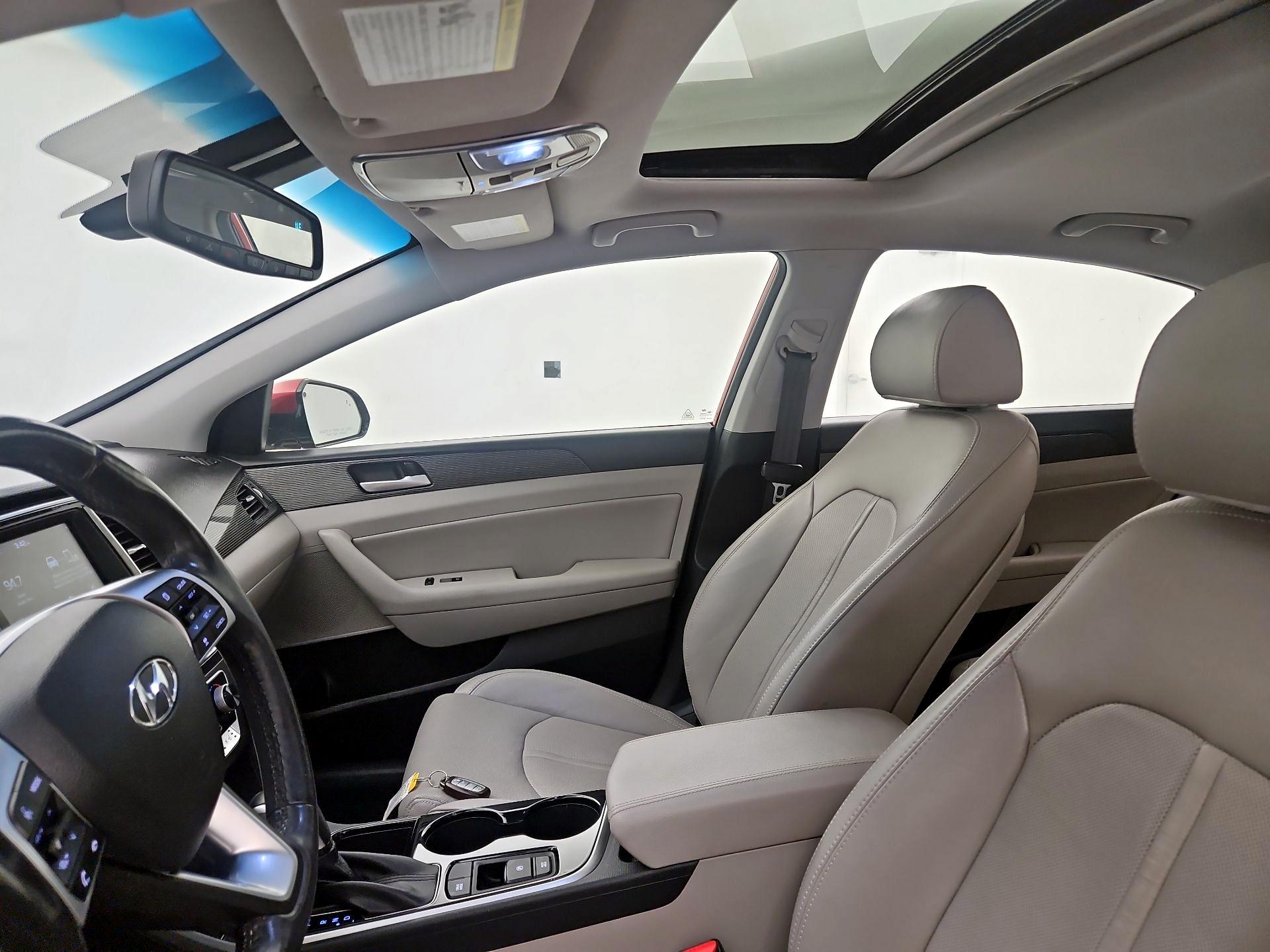 Thumbnail: 2019 Hyundai Sonata - 19