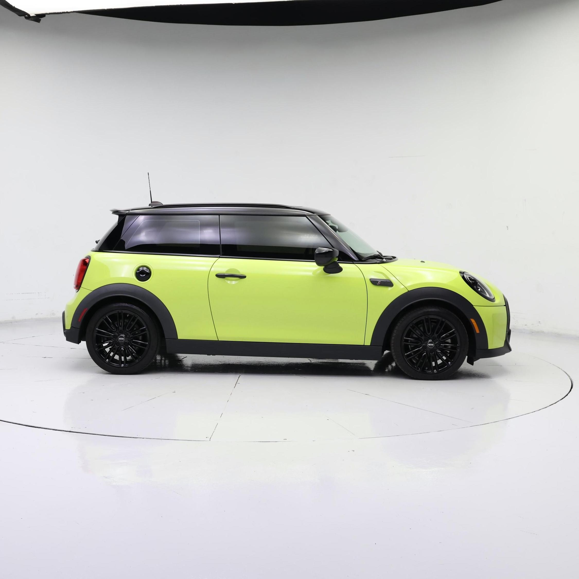 Thumbnail: 2023 MINI Cooper Hardtop - 7