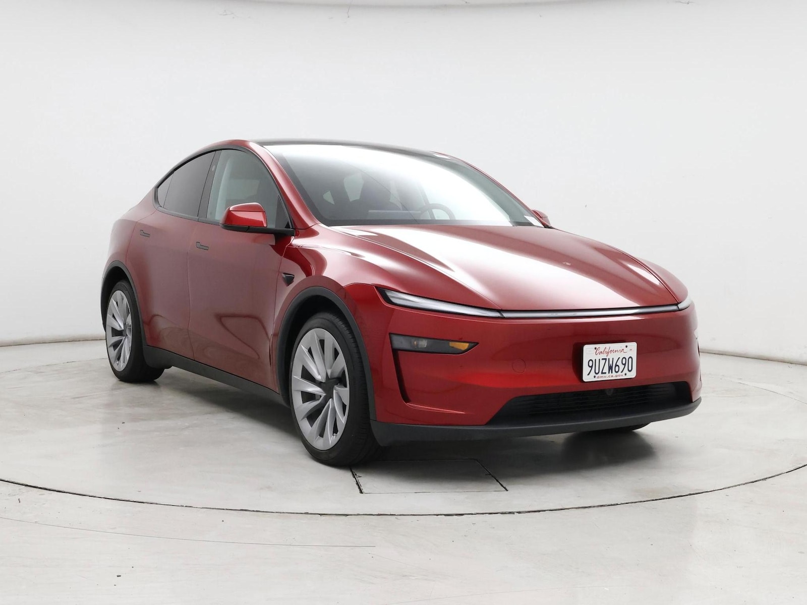 2026 Tesla Model Y Long Range - Photo 2