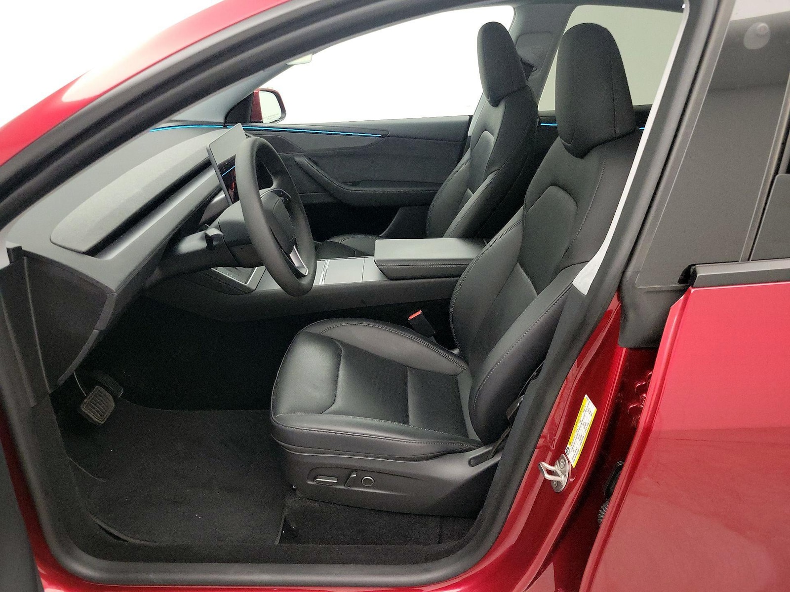 2026 Tesla Model Y Long Range - Photo 12