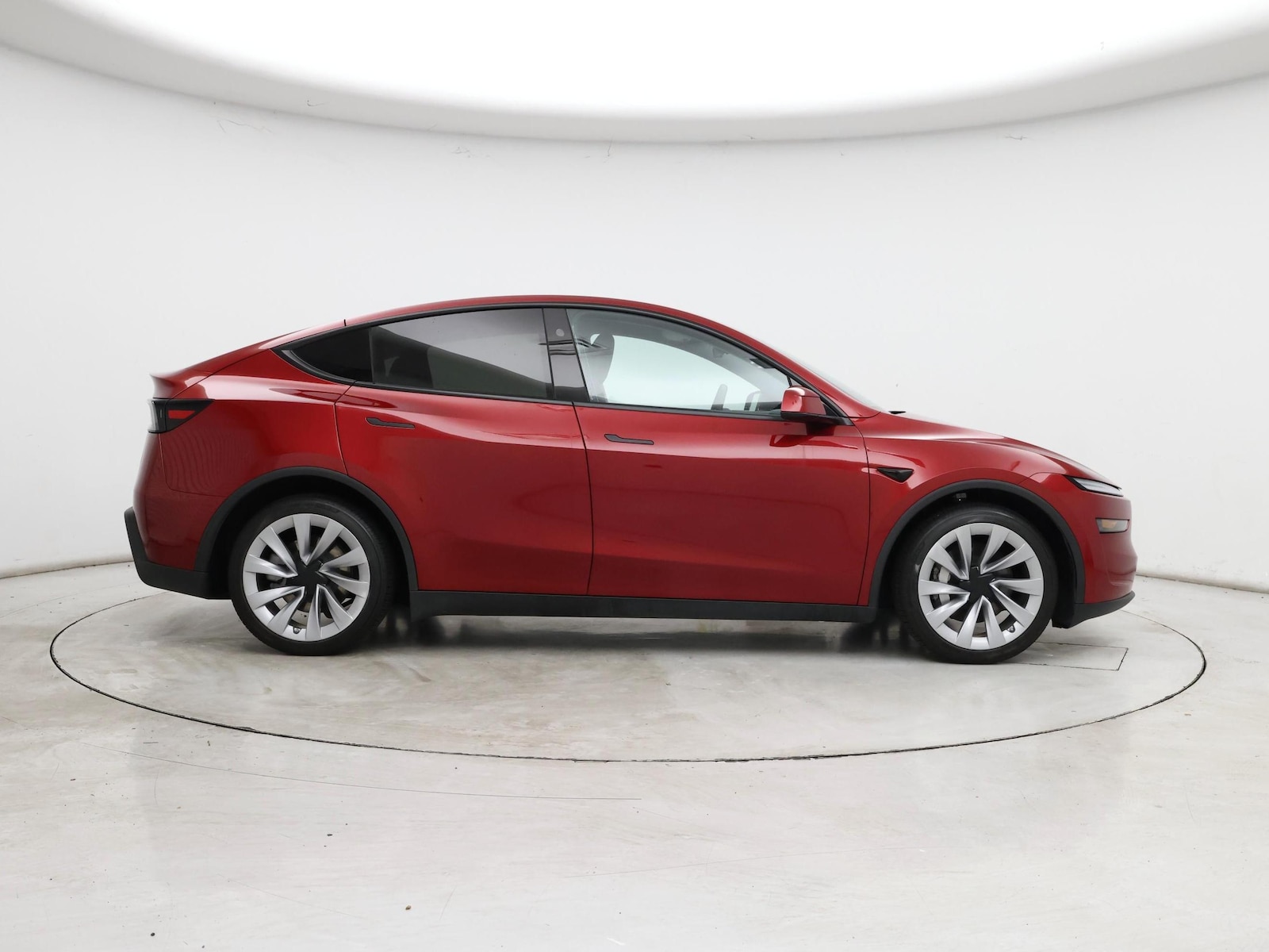 2026 Tesla Model Y Long Range - Photo 8