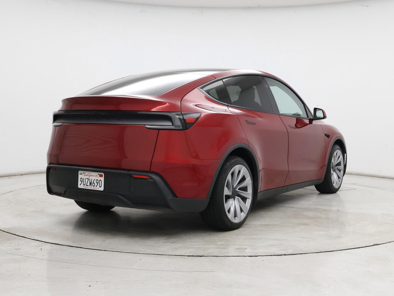 2026 Tesla Model Y Long Range - Photo 9