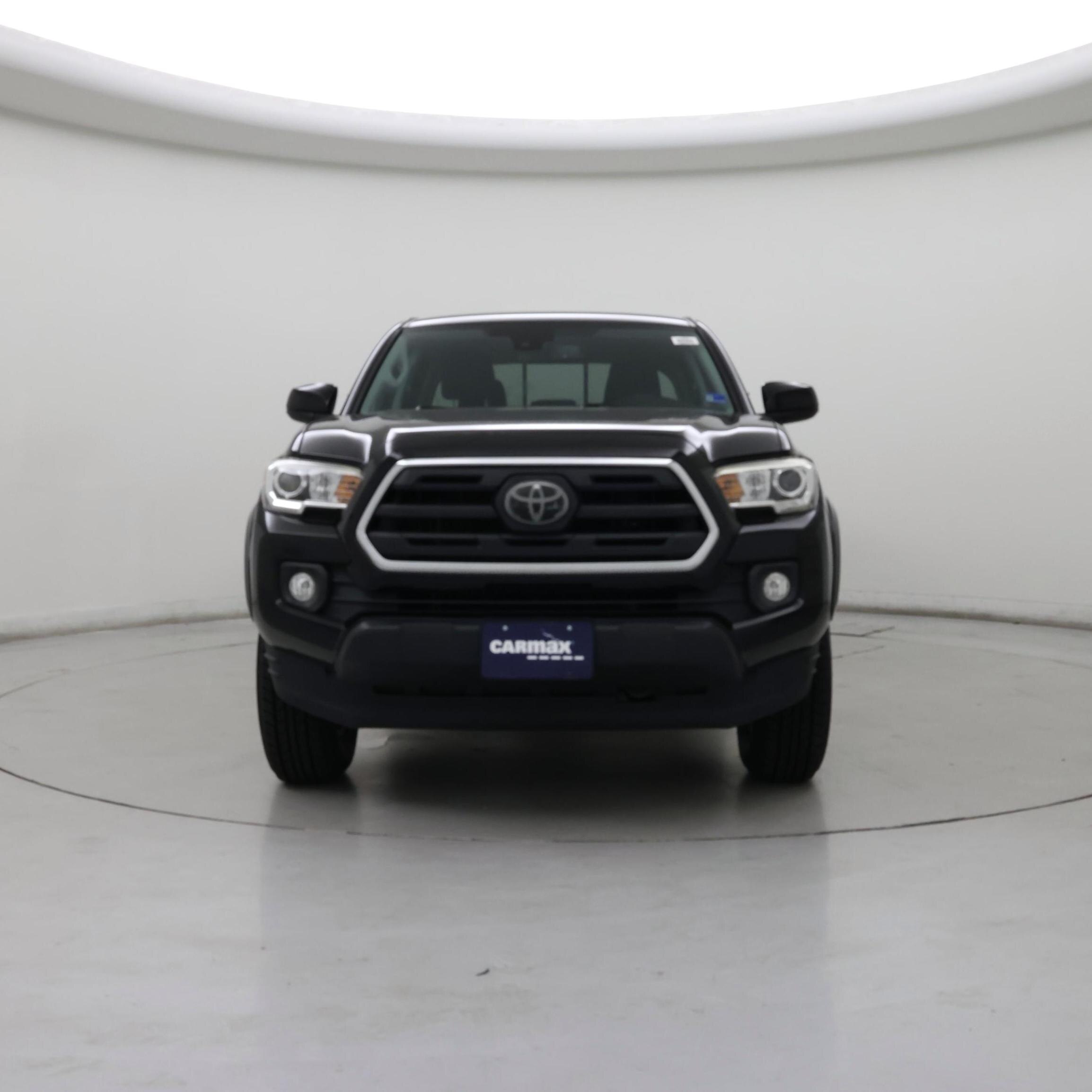 Thumbnail: 2018 Toyota Tacoma - 5