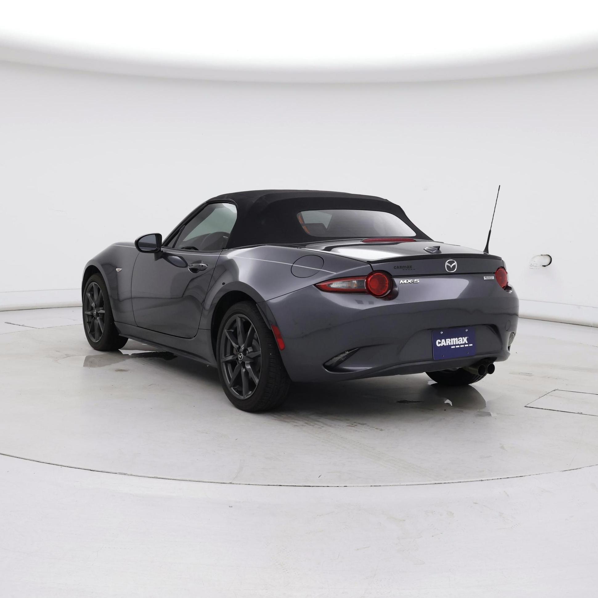 Thumbnail: 2016 Mazda MX-5 Miata - 2