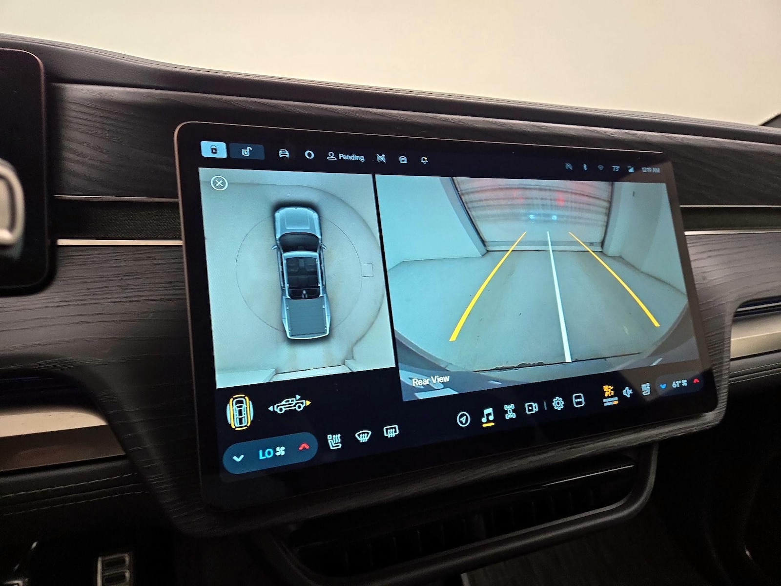 2024 Rivian R1T Adventure - Photo 15