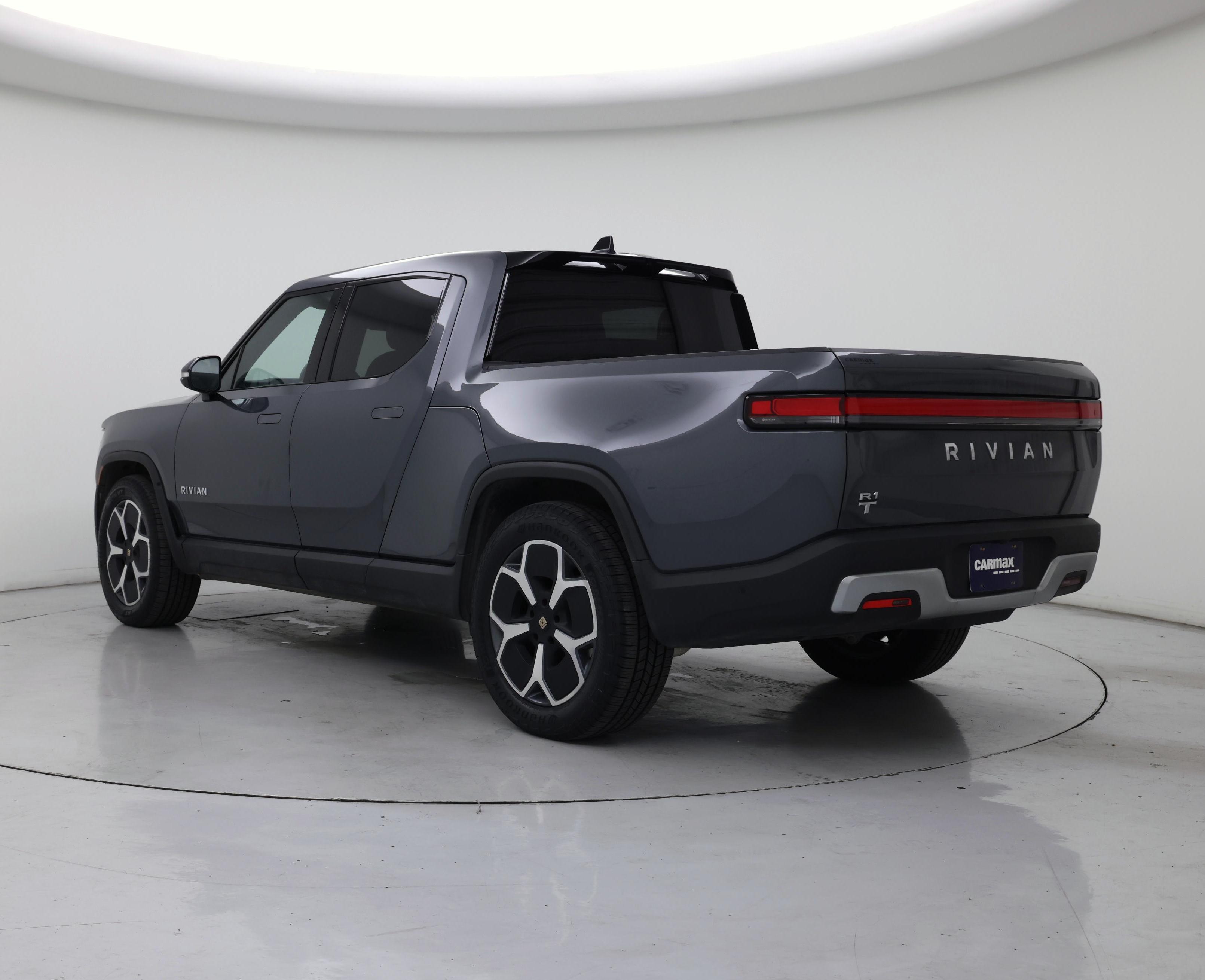 Thumbnail: 2024 Rivian R1T - 2