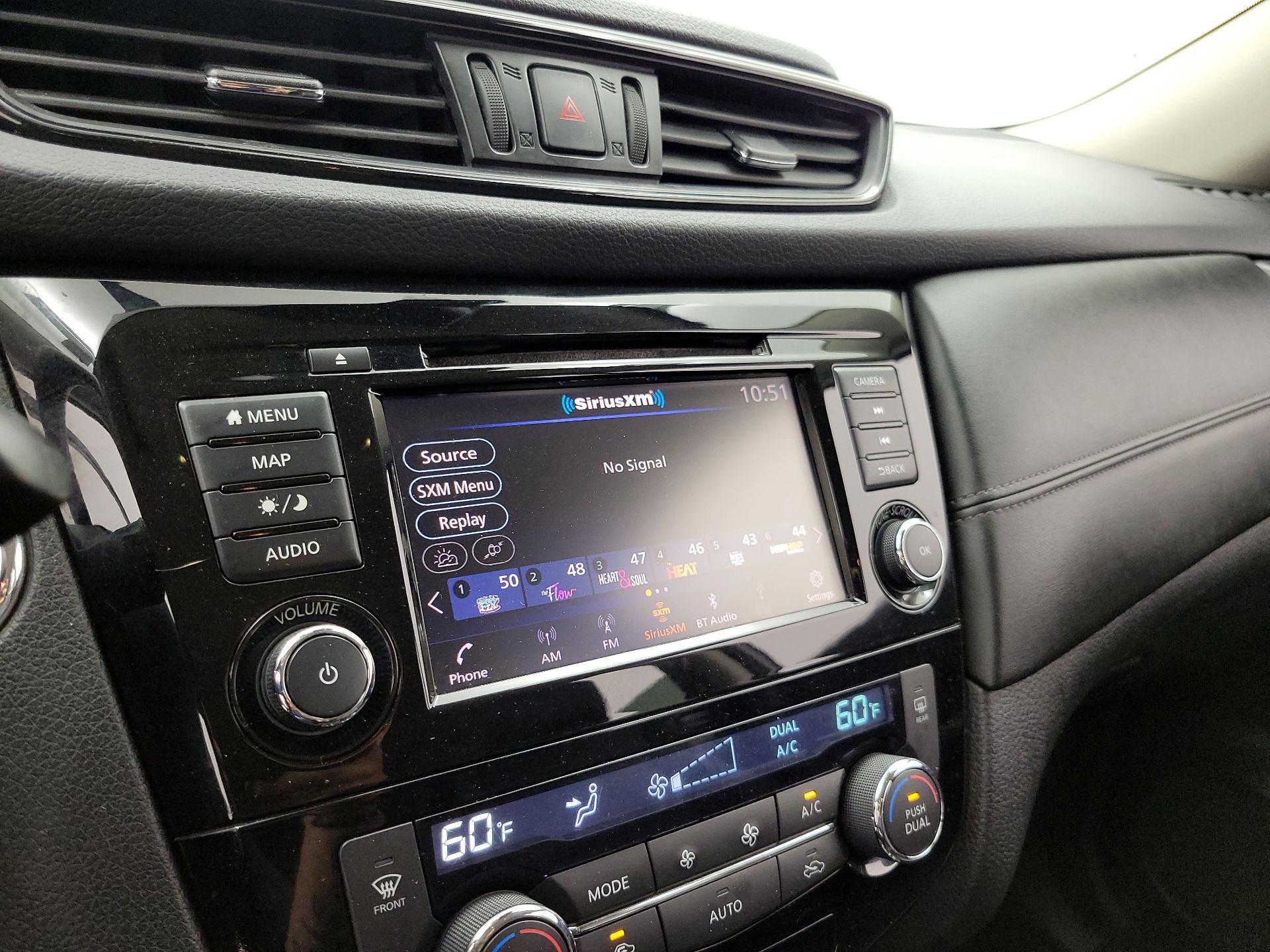 Thumbnail: 2020 Nissan Rogue - 16