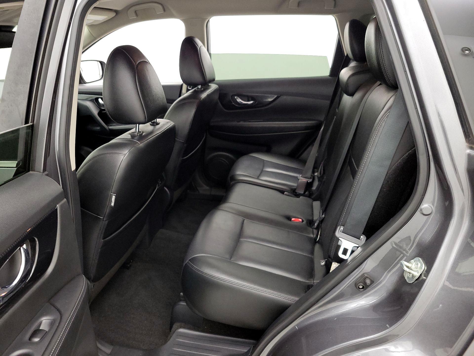 Thumbnail: 2020 Nissan Rogue - 20